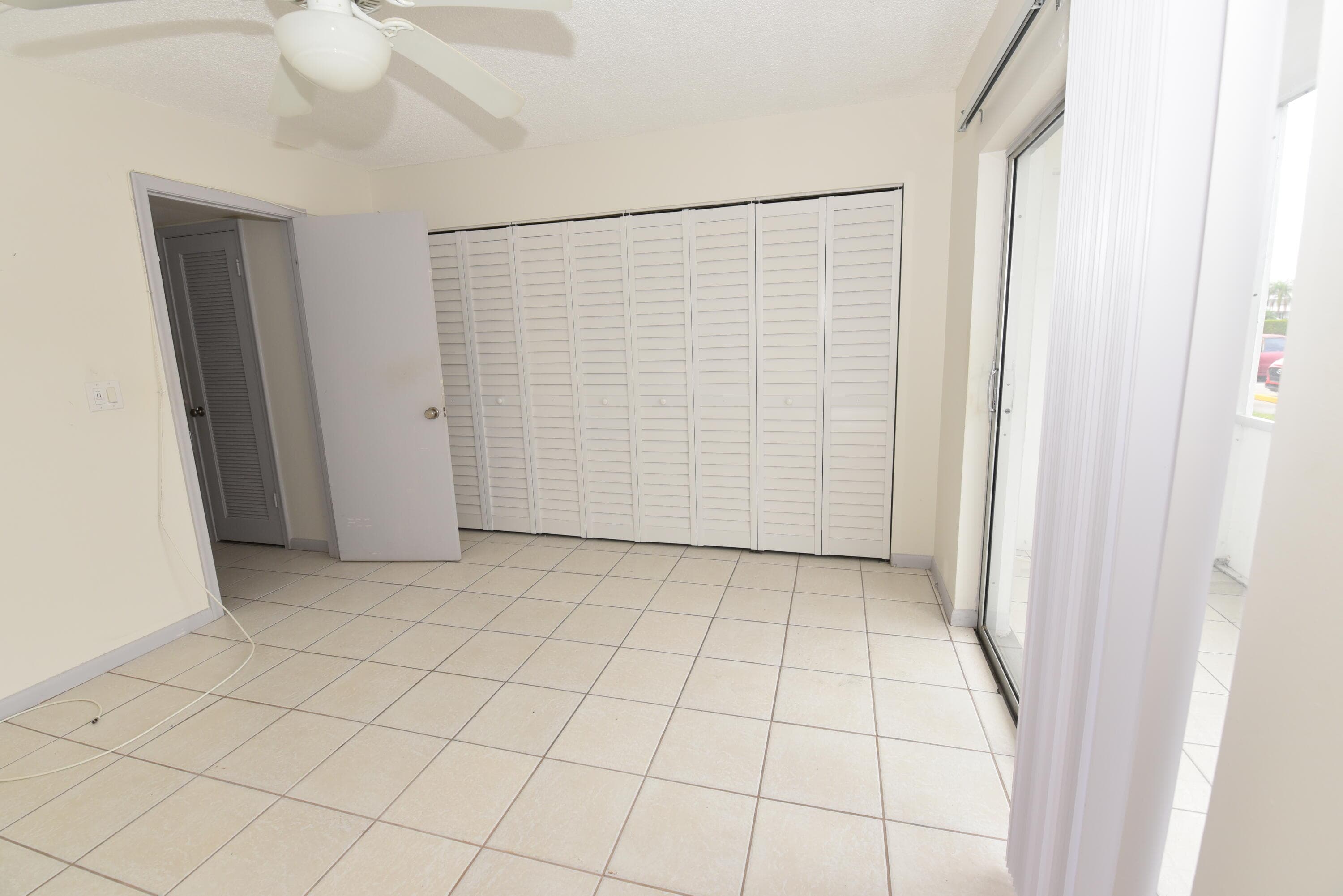 164 Andover G, West Palm Beach, FL 33417 12
