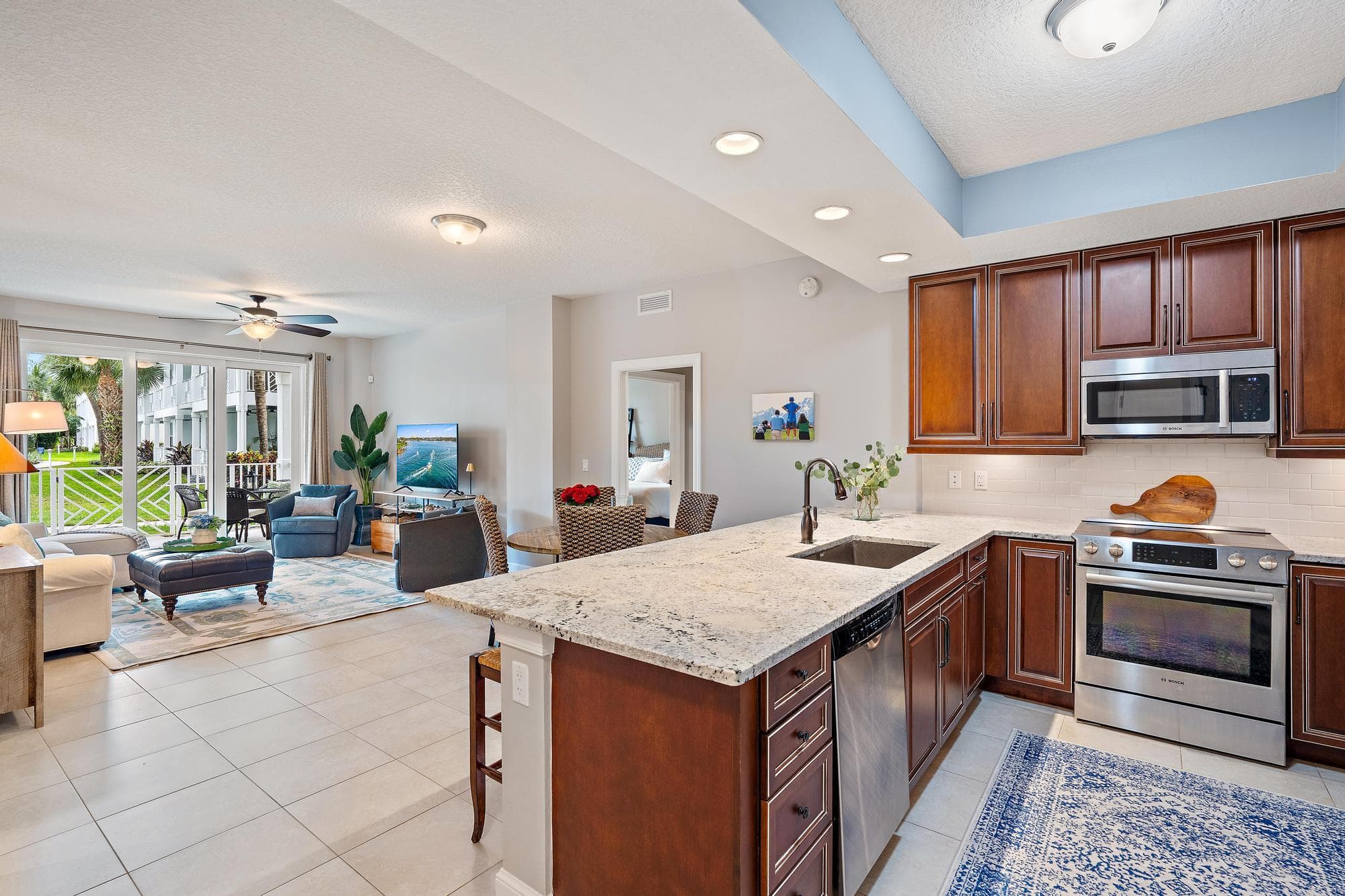 814 Bay Colony Drive S, Juno Beach, FL 33408 2