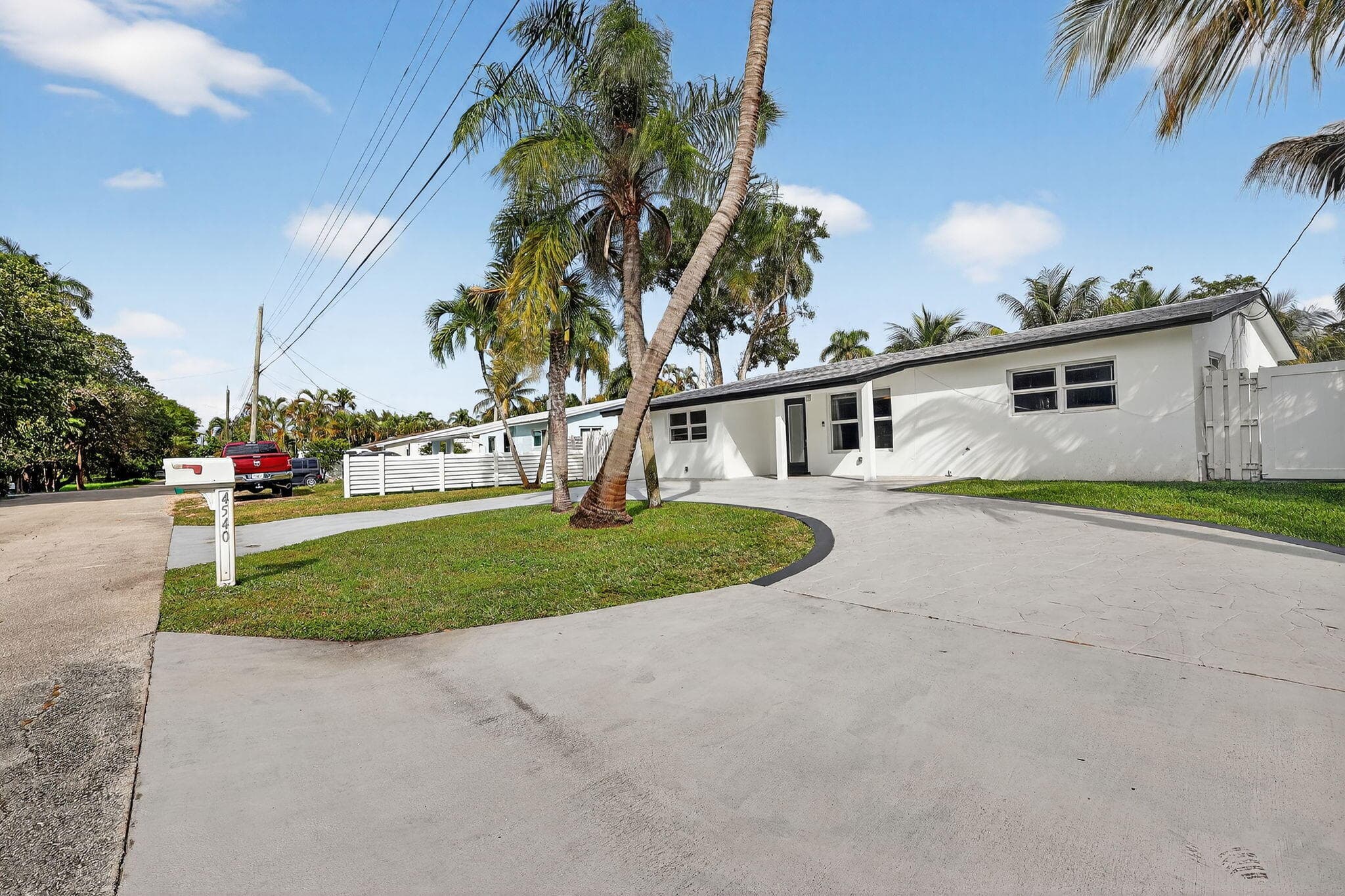 4540 SW 28th Terrace, Dania Beach, FL 33312 5
