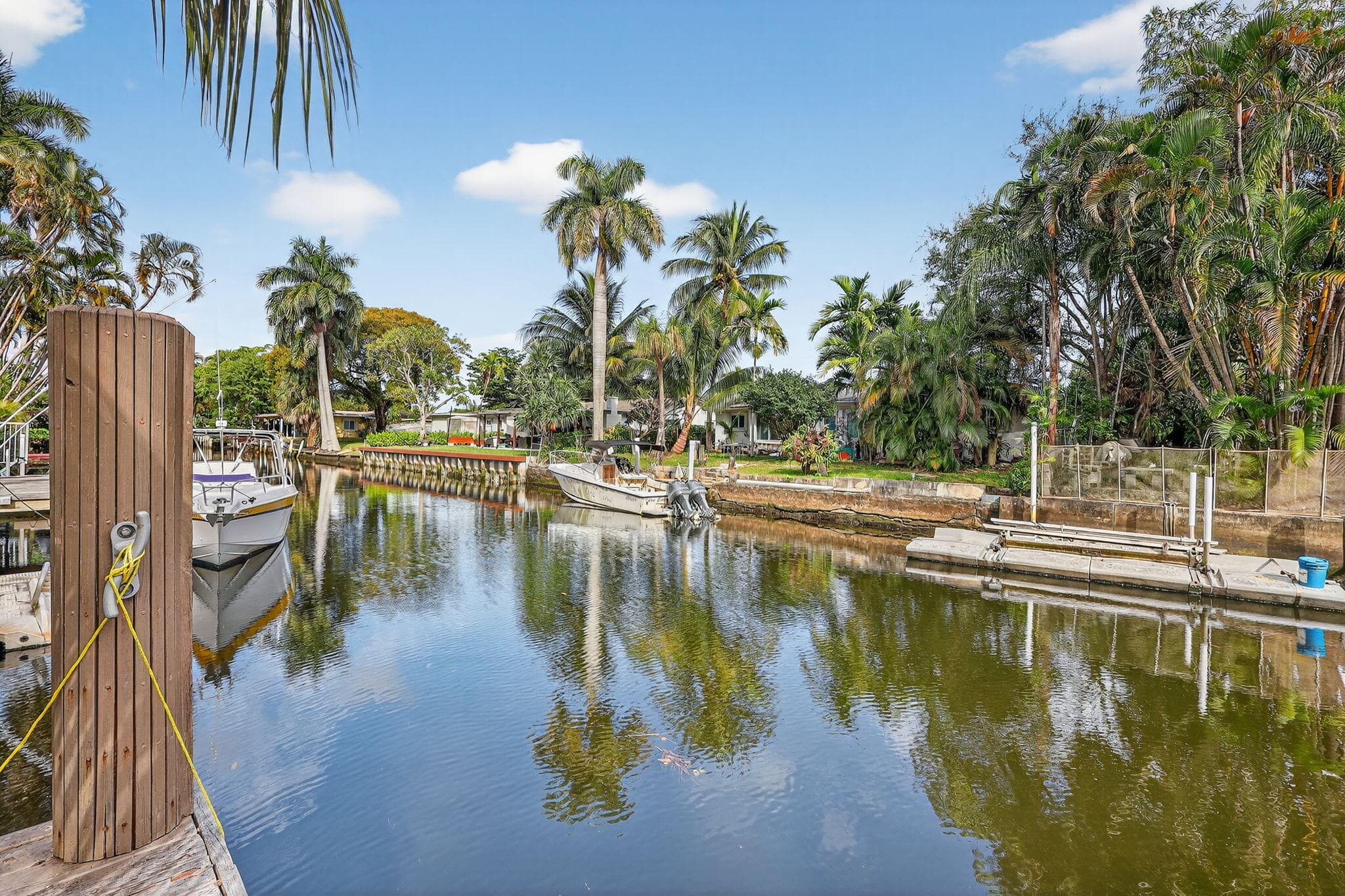 4540 SW 28th Terrace, Dania Beach, FL 33312