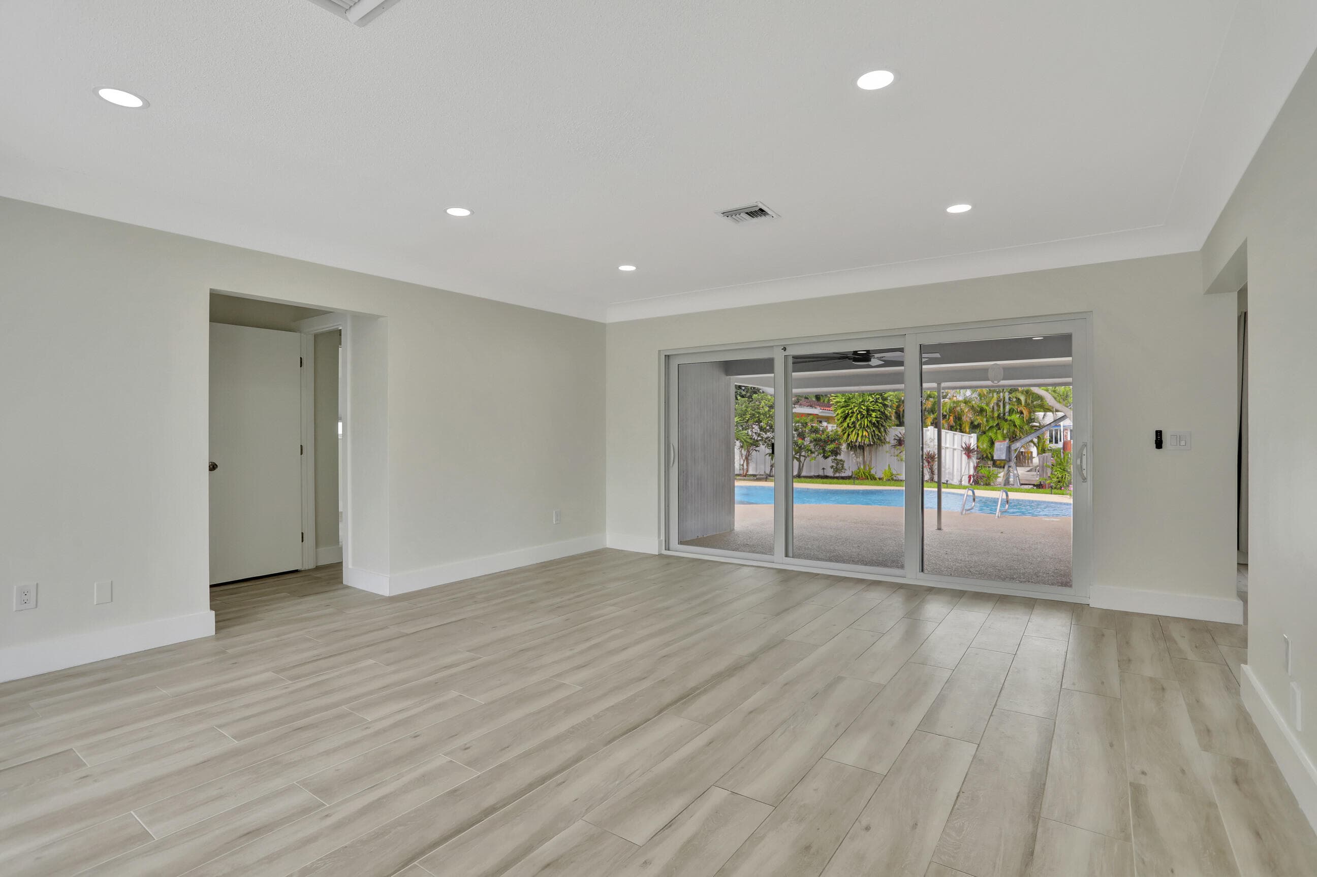 421 SE 5 Terrace, Pompano Beach, FL 33060 14