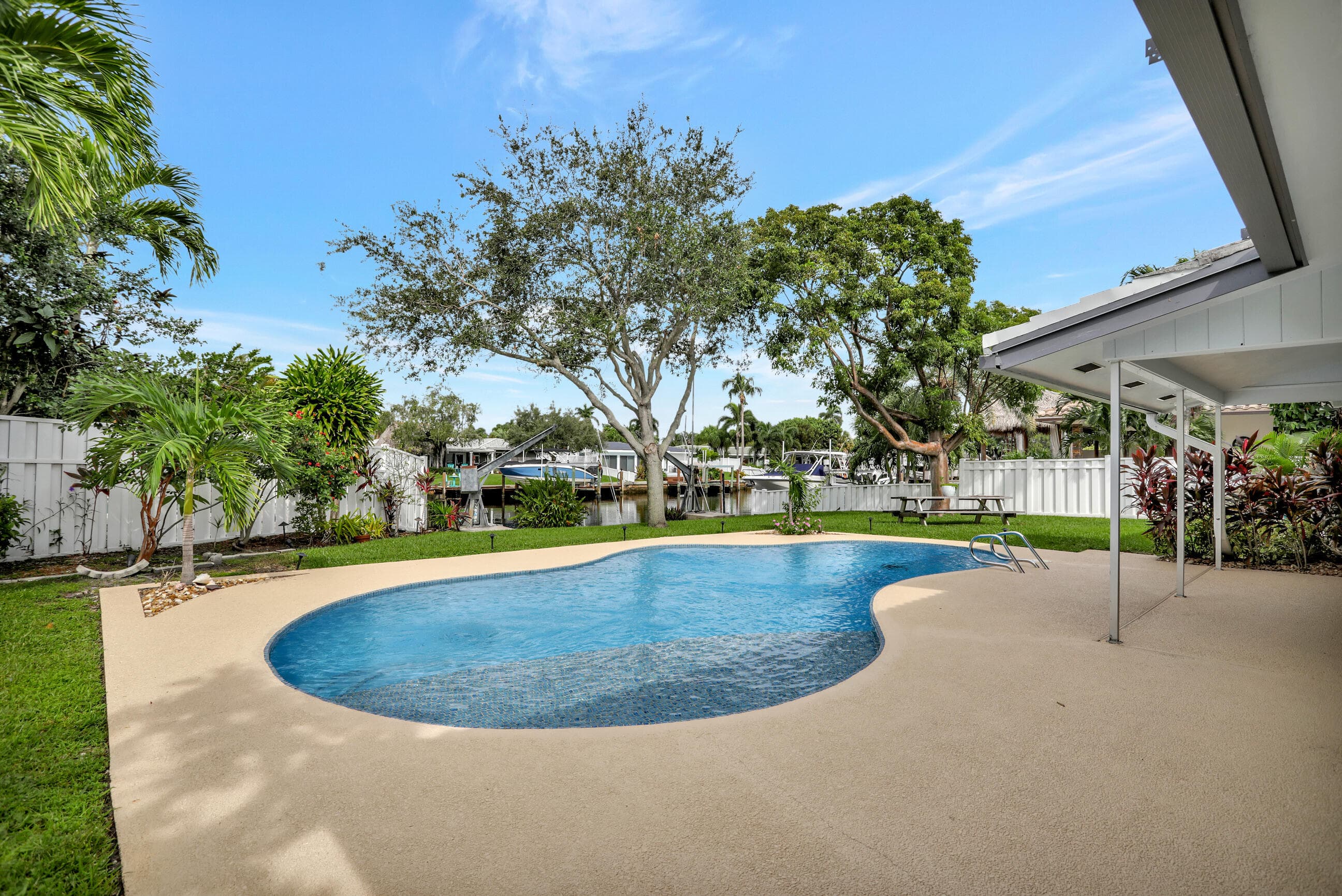 421 SE 5 Terrace, Pompano Beach, FL 33060 35