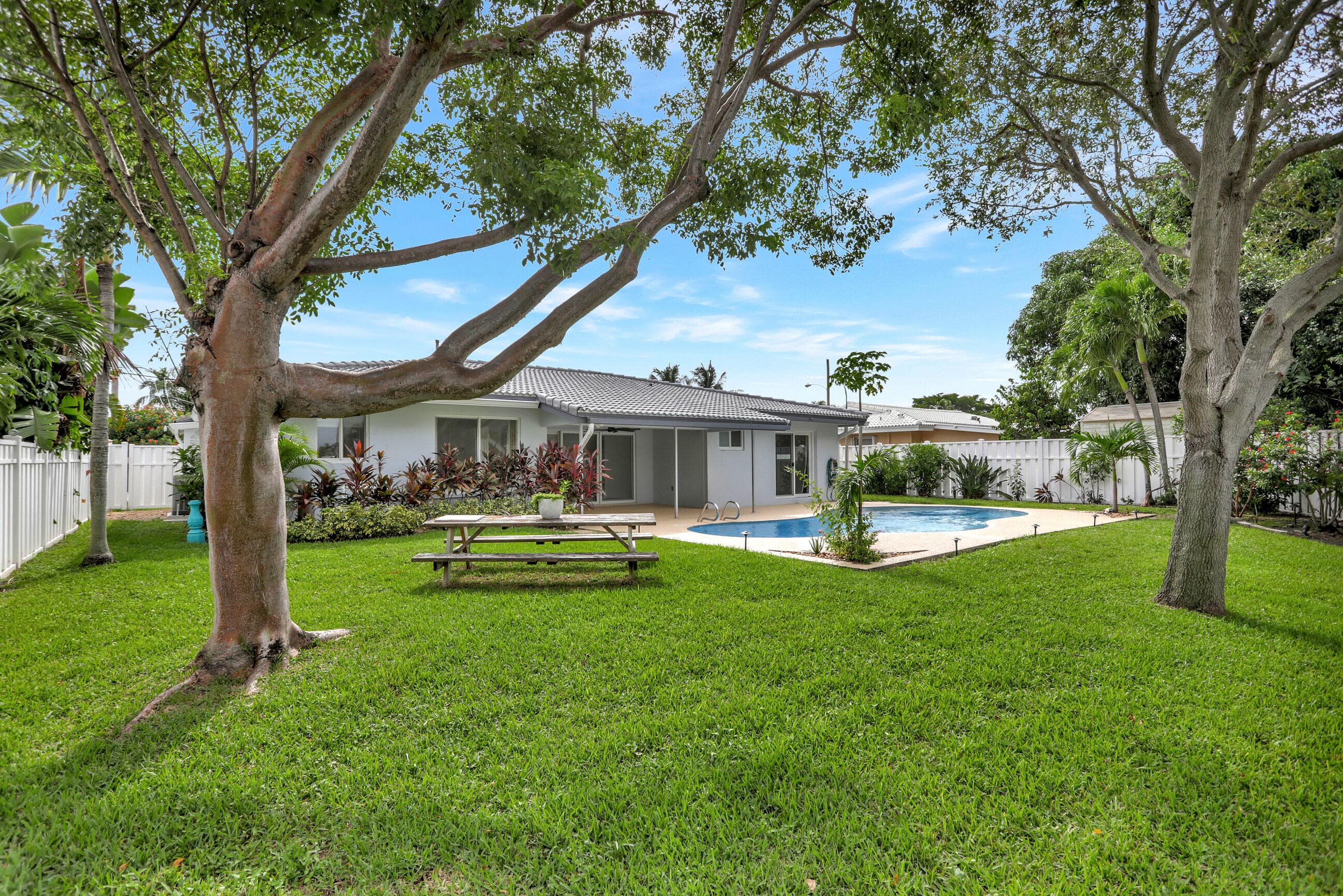 421 SE 5 Terrace, Pompano Beach, FL 33060 12