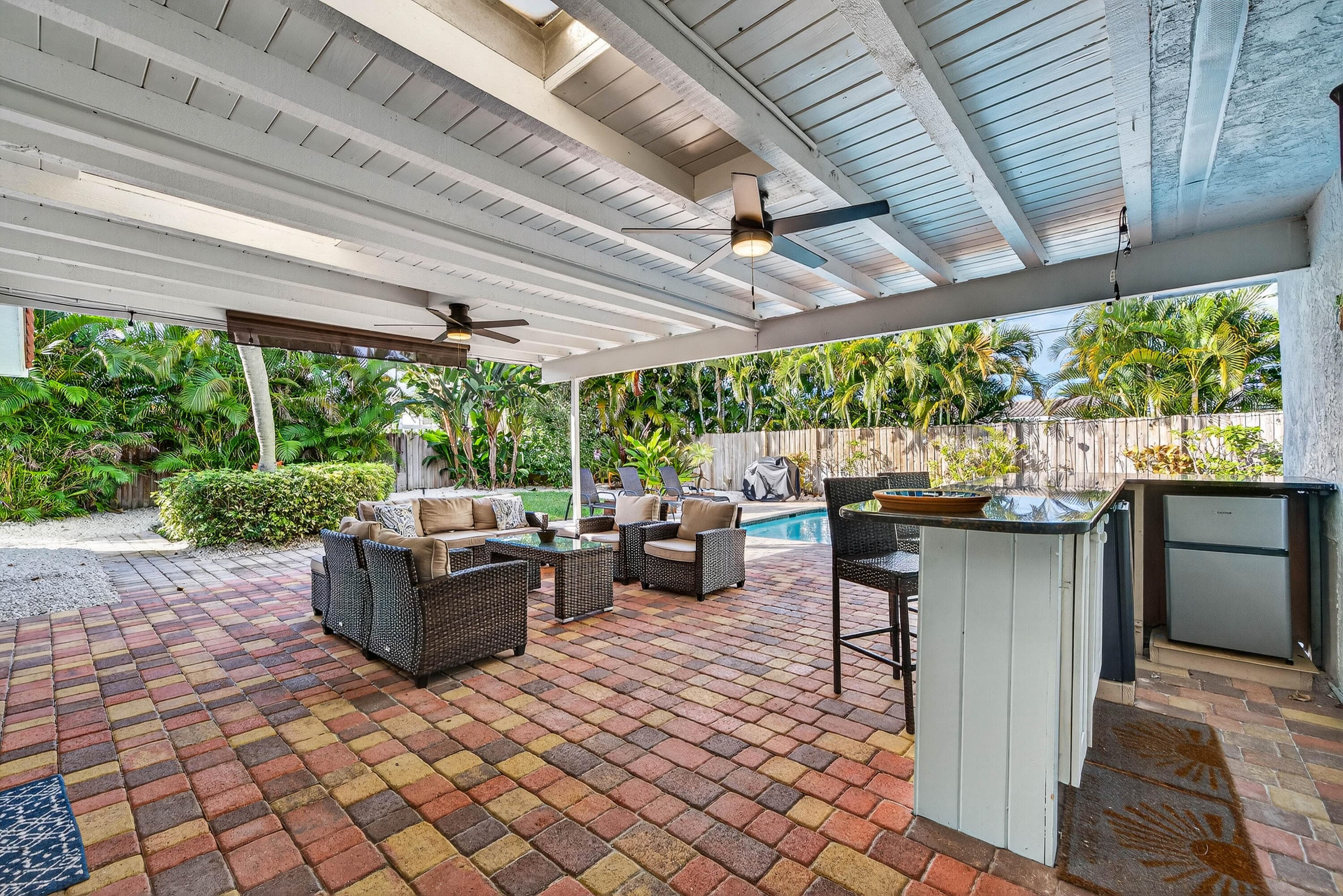 2081 NE 25th Street, Lighthouse Point, FL 33064 36