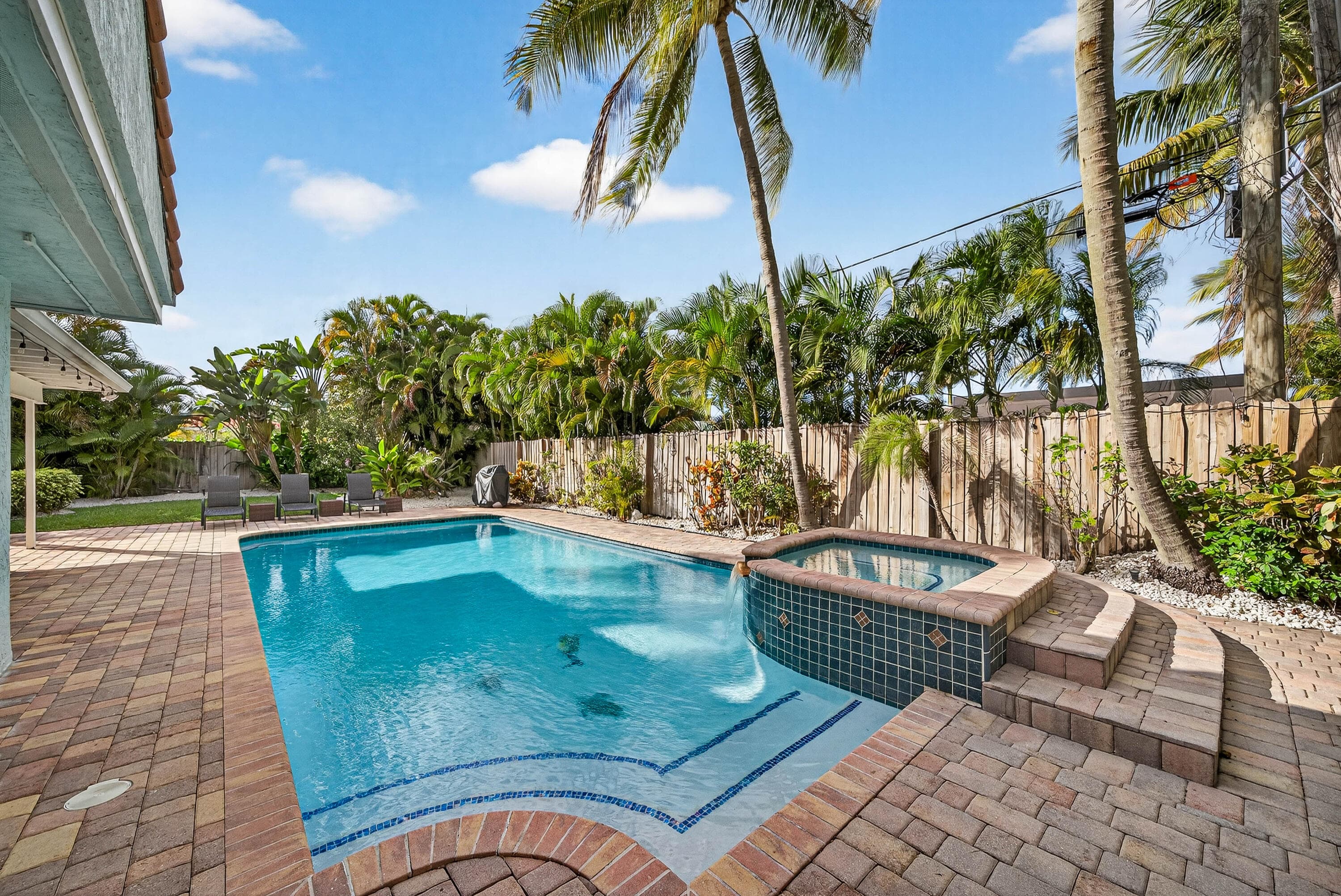 2081 NE 25th Street, Lighthouse Point, FL 33064 40