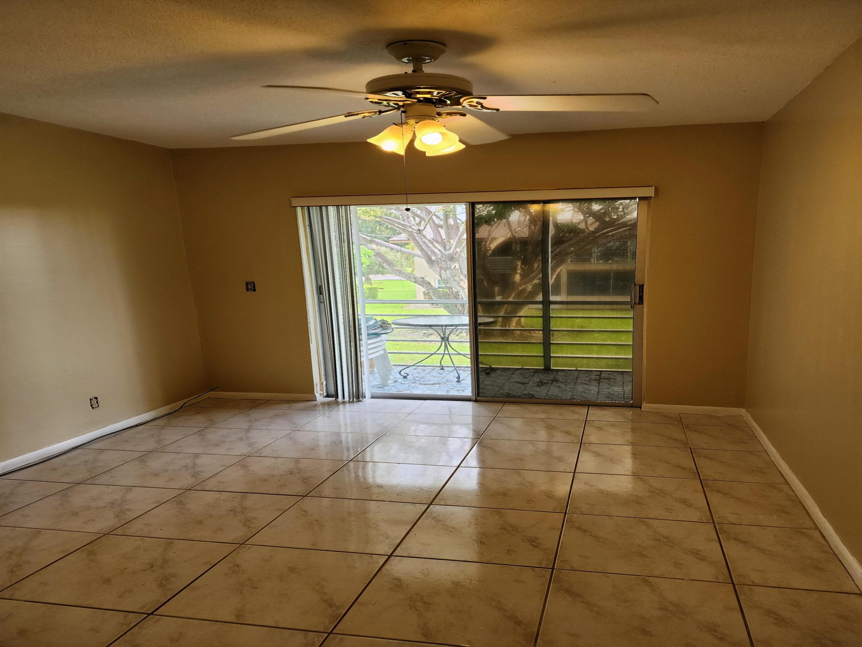 239 Coventry J, West Palm Beach, FL 33417