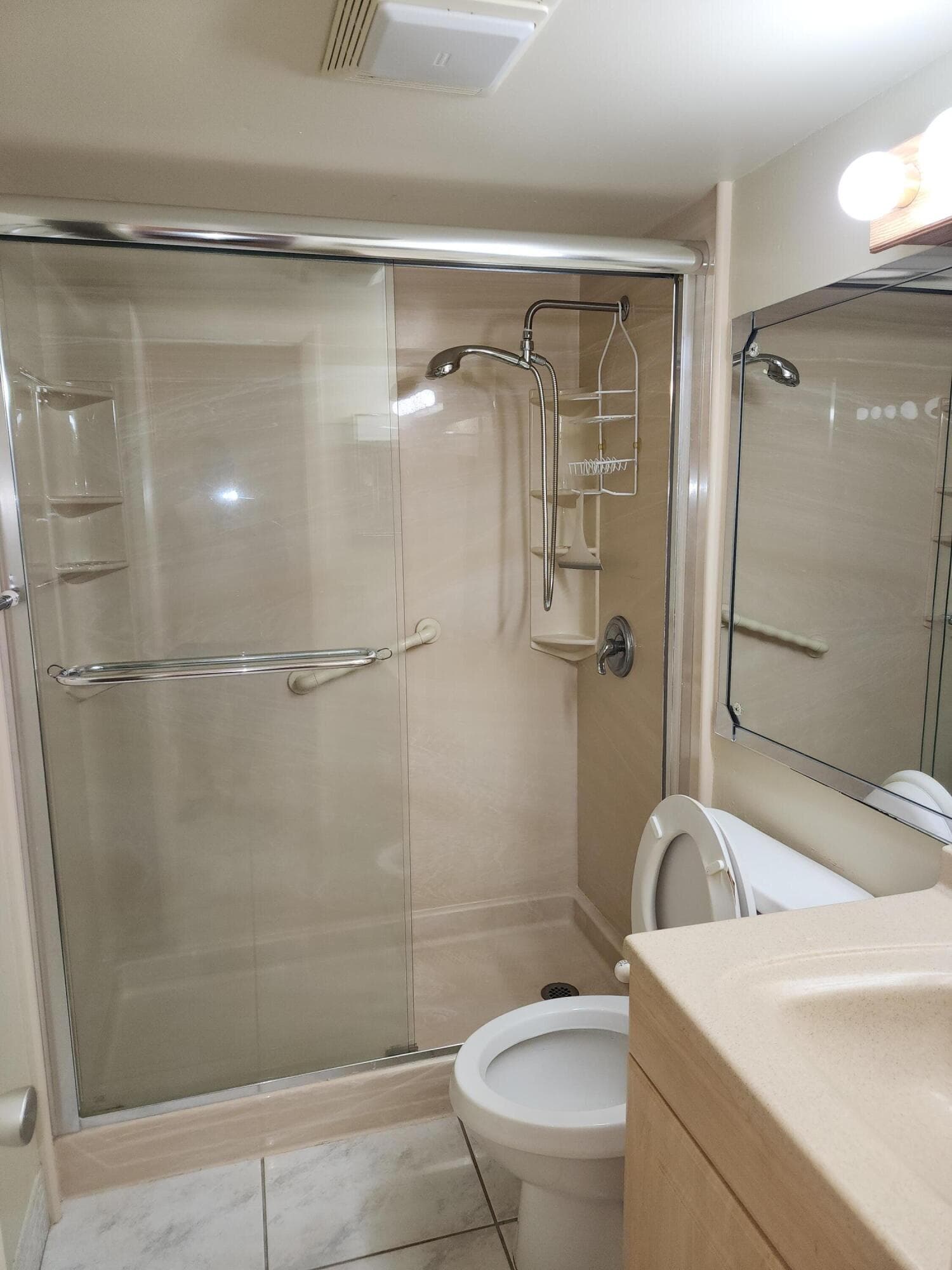 239 Coventry J, West Palm Beach, FL 33417 5