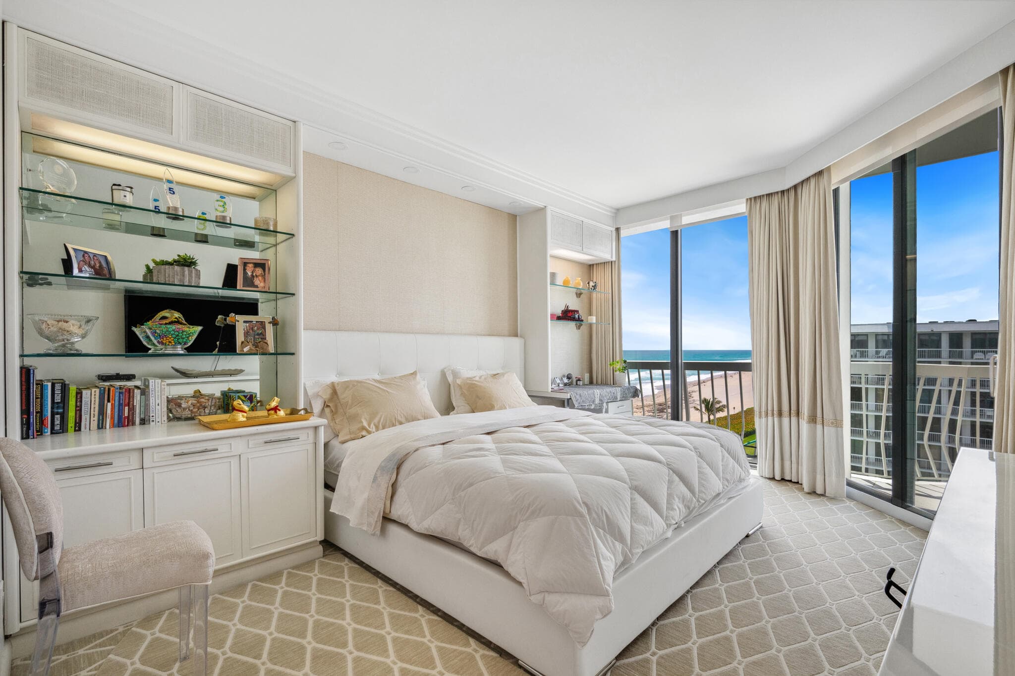 2100 S Ocean Boulevard Ph 607n, Palm Beach, FL 33480 11
