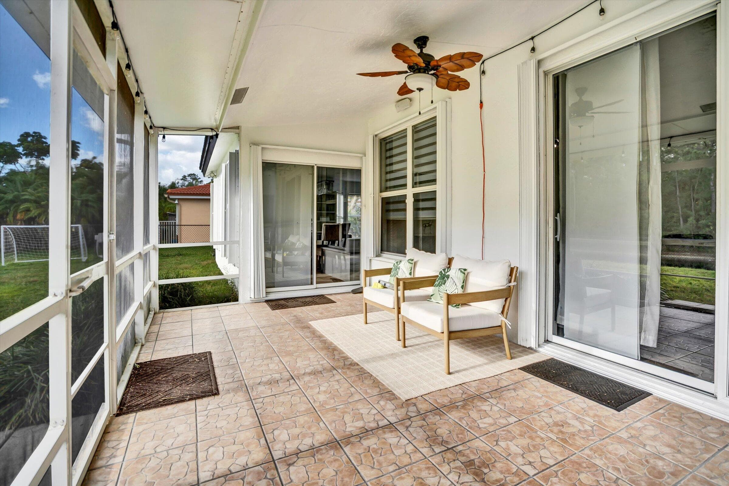 112 Cocoplum Circle, Royal Palm Beach, FL 33411 12