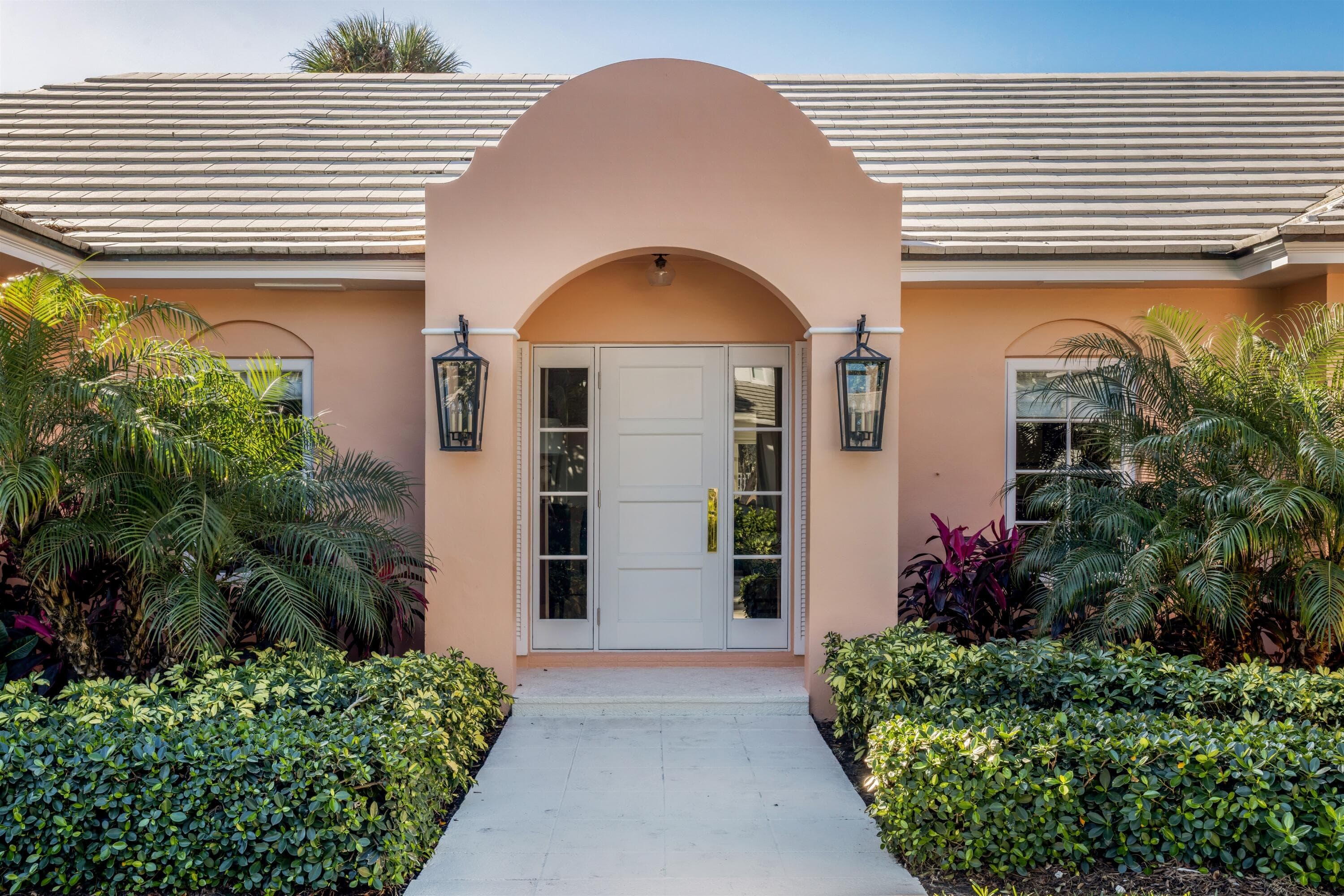124 Woodbridge Road, Palm Beach, FL 33480 6