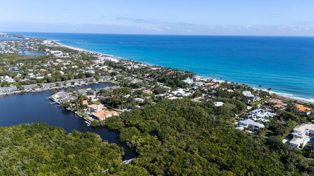 6064 N Ocean Boulevard, Ocean Ridge, FL 33435 2