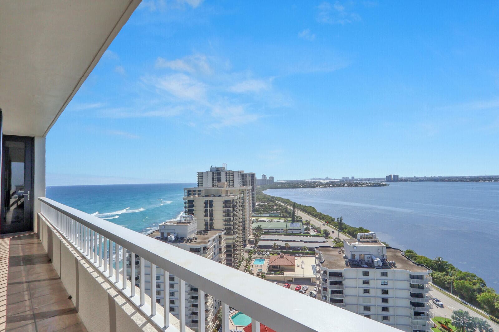 5510 N Ocean Drive 22d, Singer Island, FL 33404 16
