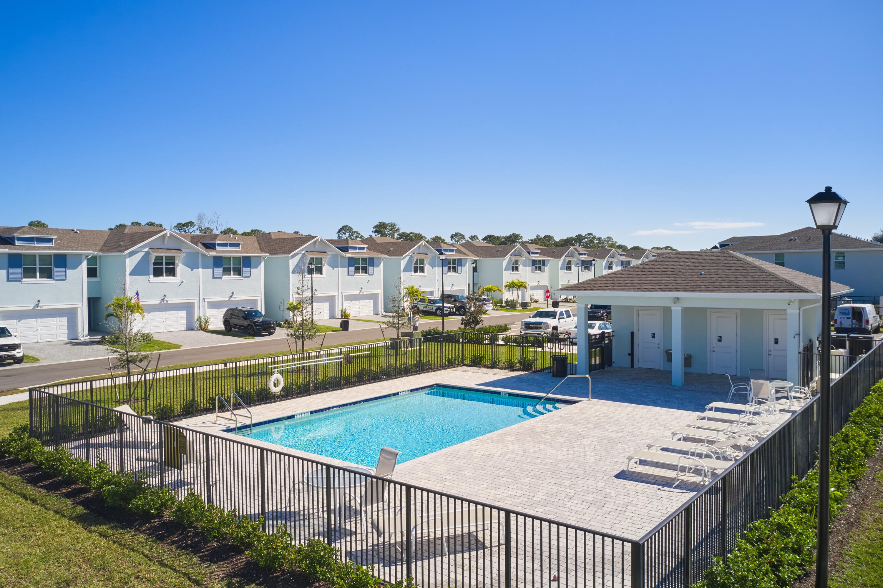 5735 SE Edgewater Circle, Stuart, FL 34997 35
