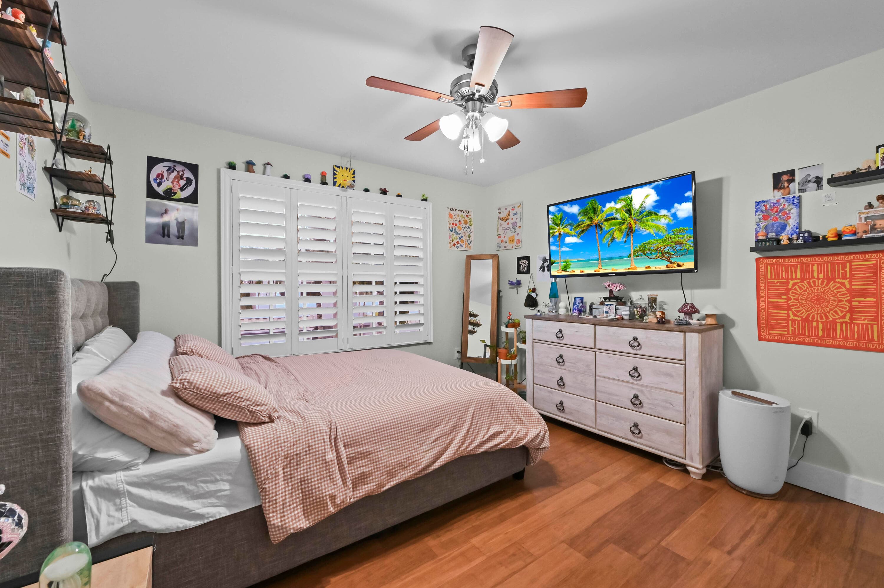 866 E Jeffery Street, Boca Raton, FL 33487 34