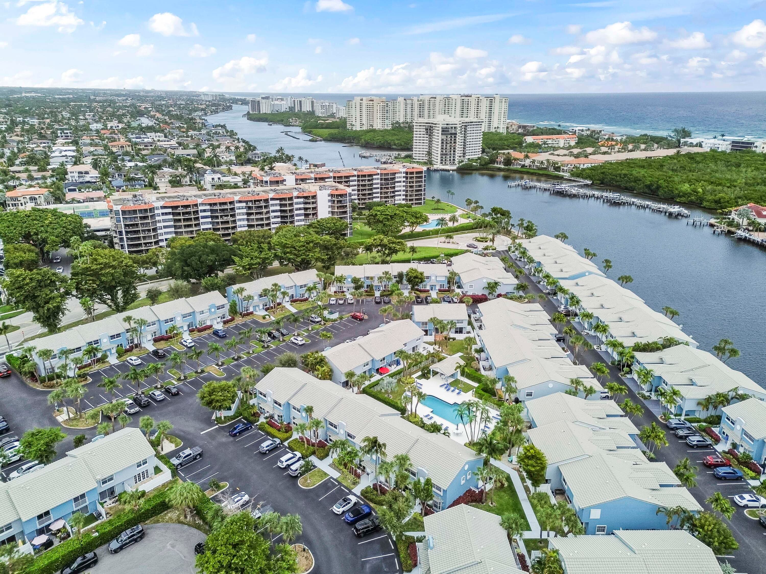 866 E Jeffery Street, Boca Raton, FL 33487 45