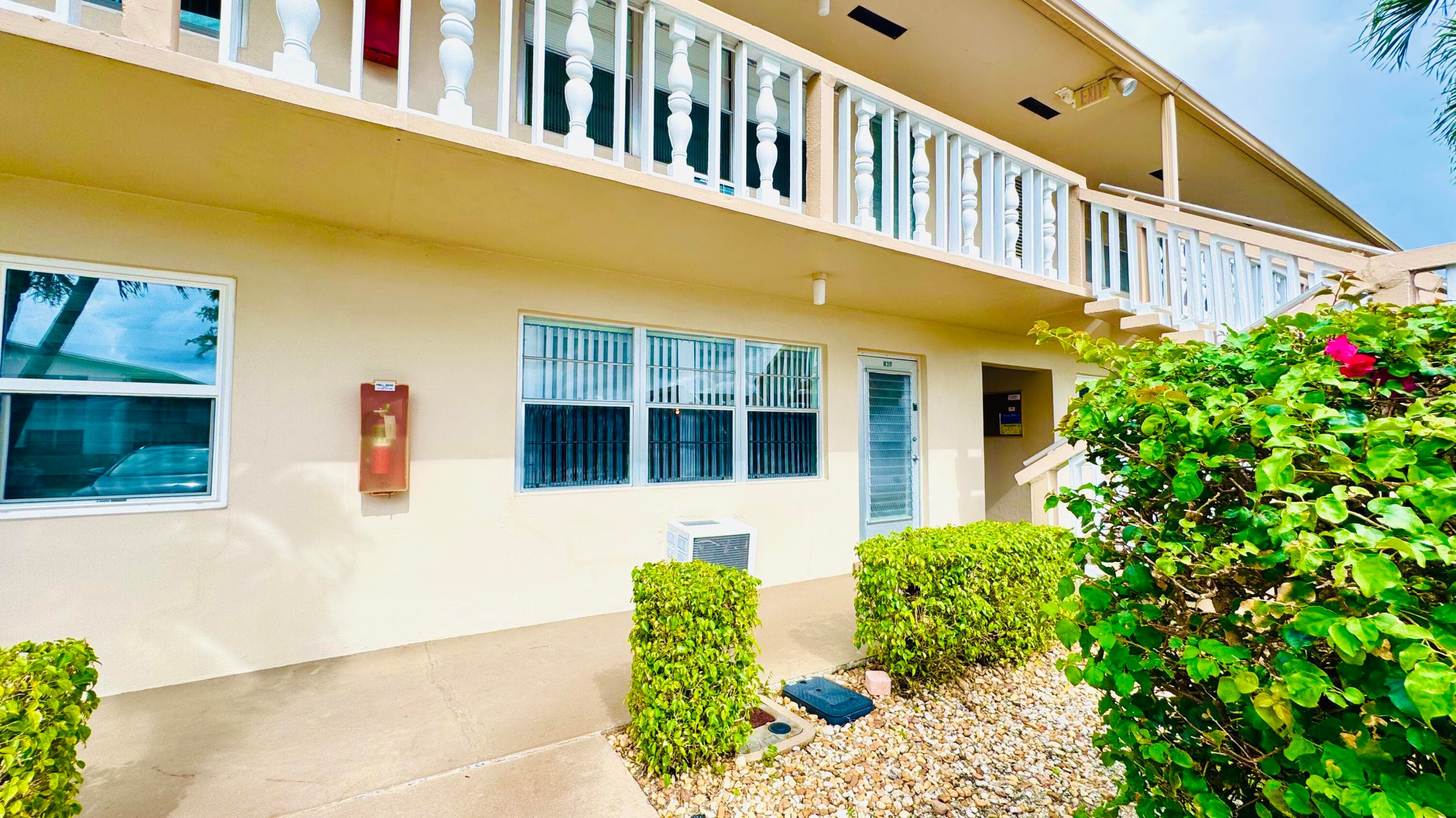 164 Kent J, West Palm Beach, FL 33417 16