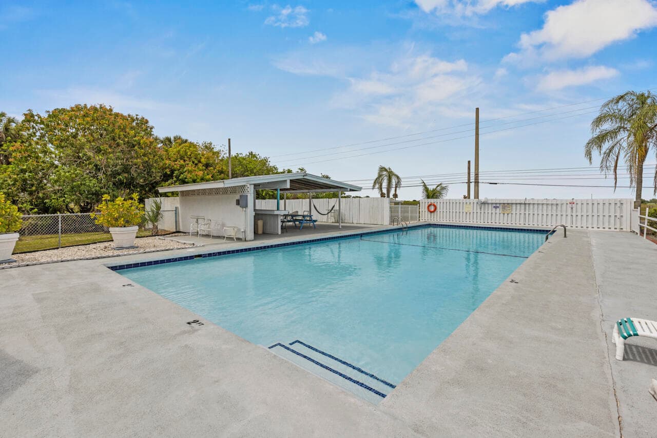 14601 Orange Avenue N, Fort Pierce, FL 34945 25