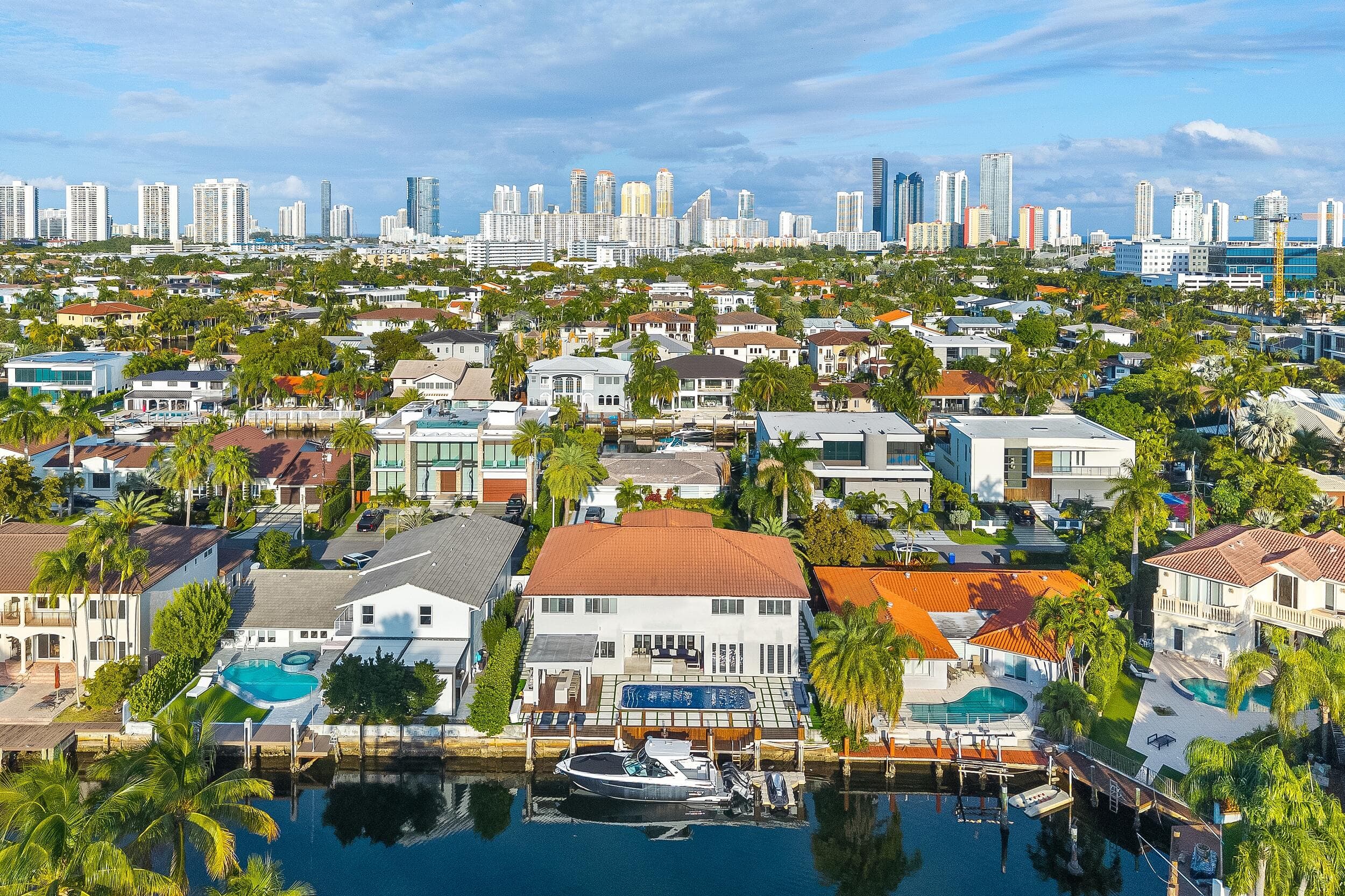 16430 NE 30th Avenue, North Miami Beach, FL 33160 60