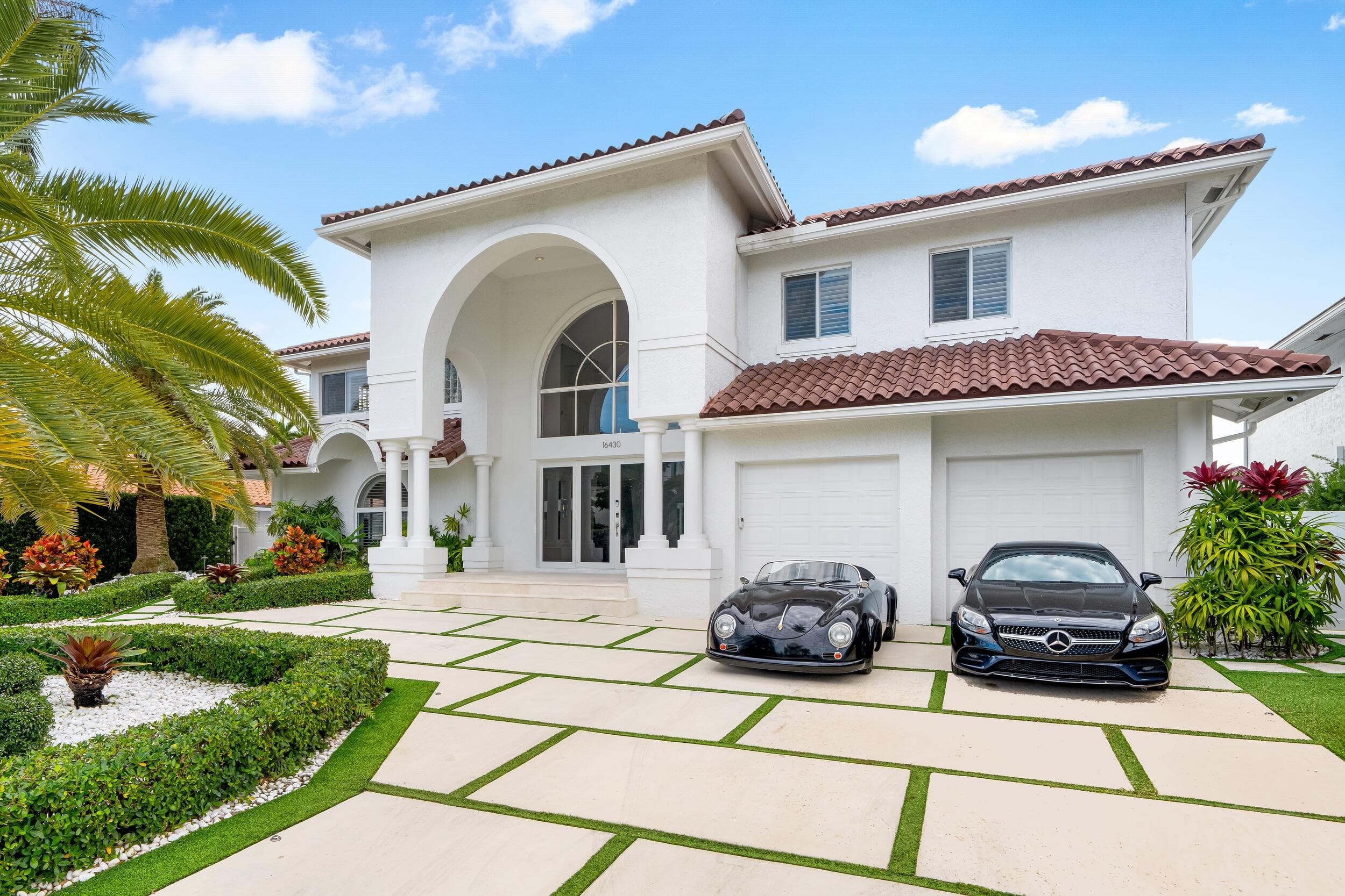 16430 NE 30th Avenue, North Miami Beach, FL 33160 66