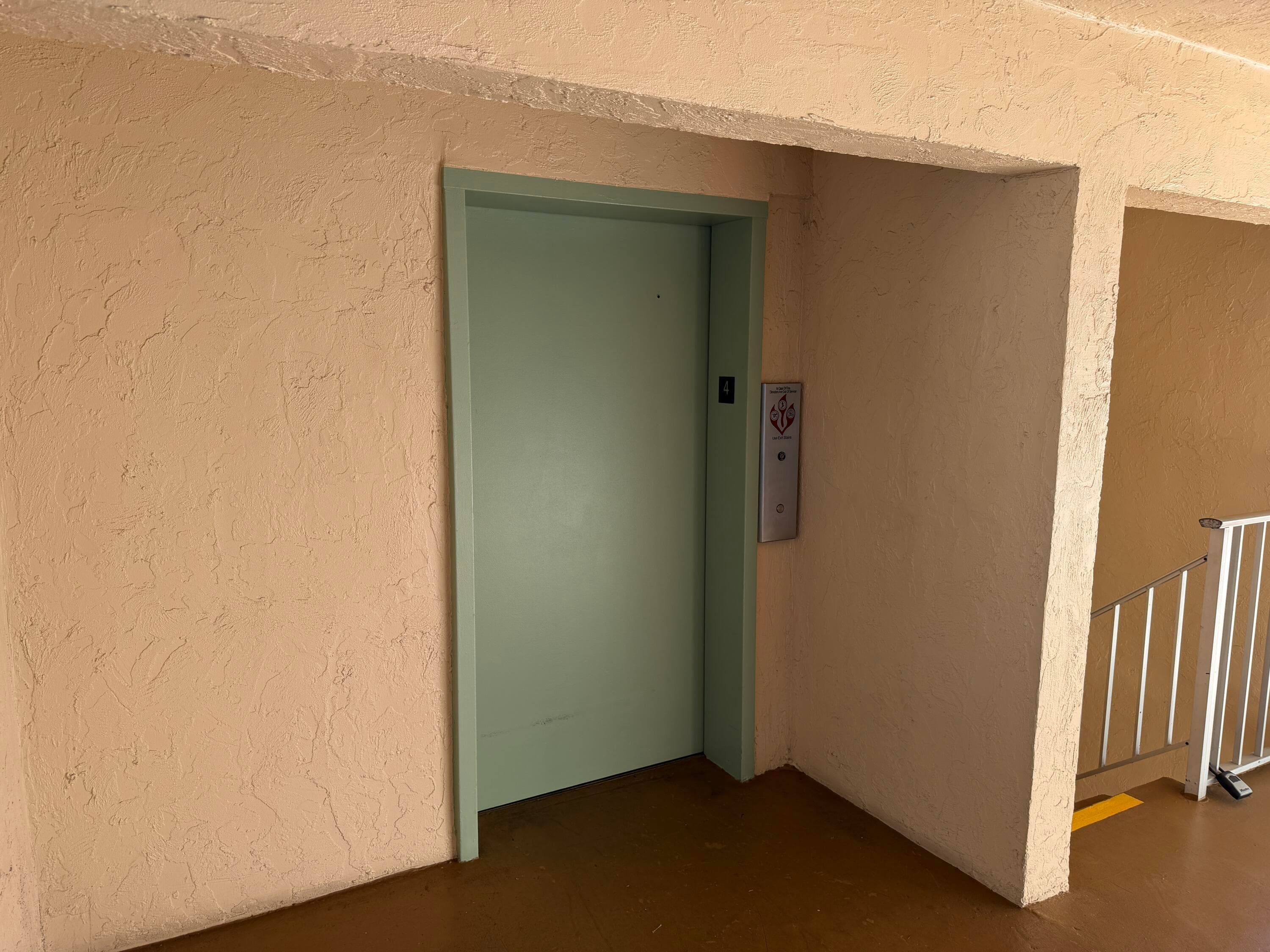 100 Village Green Circle E 312, Palm Springs, FL 33461 19