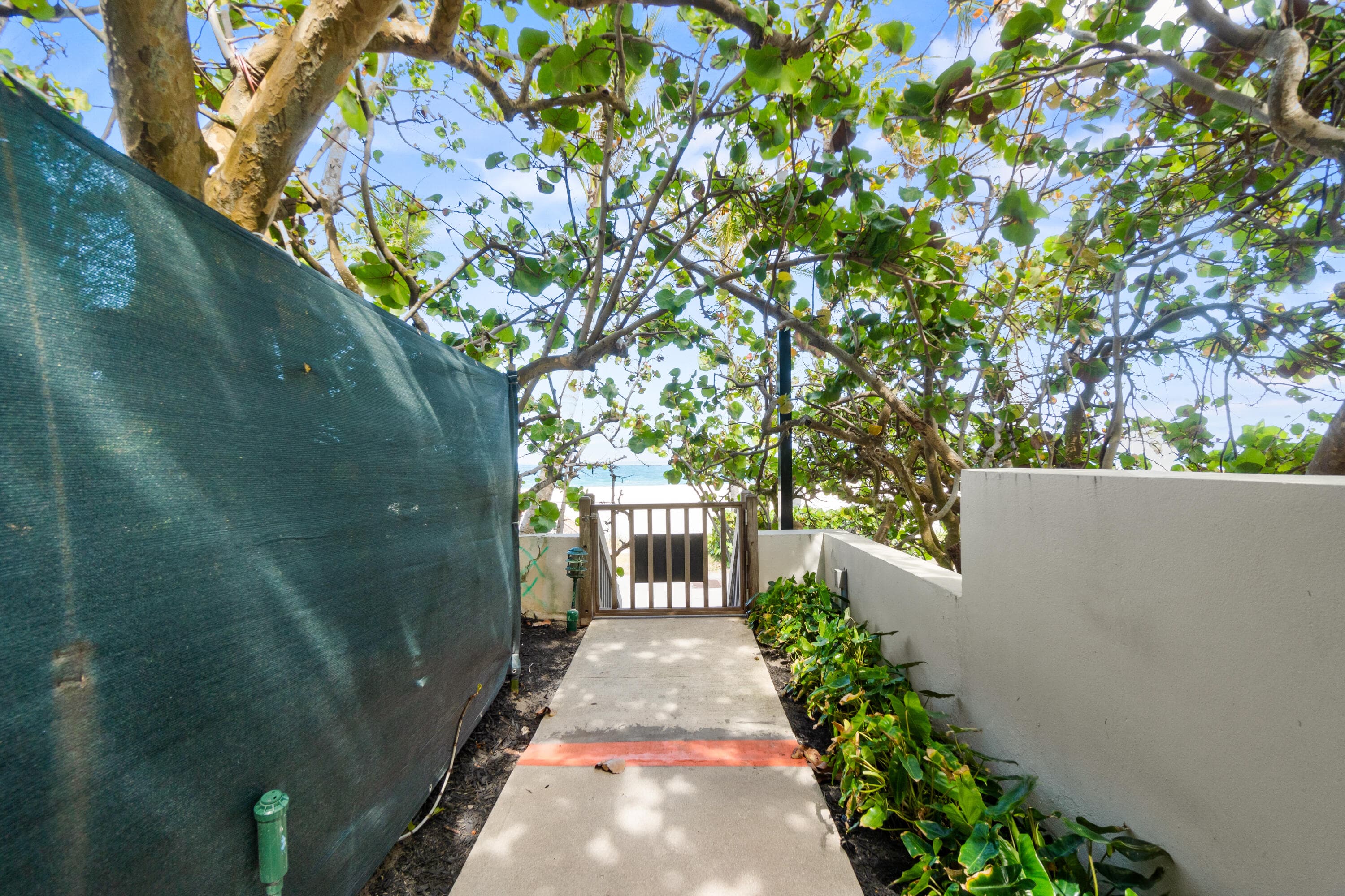 2335 S Ocean Boulevard C9, Palm Beach, FL 33480 46