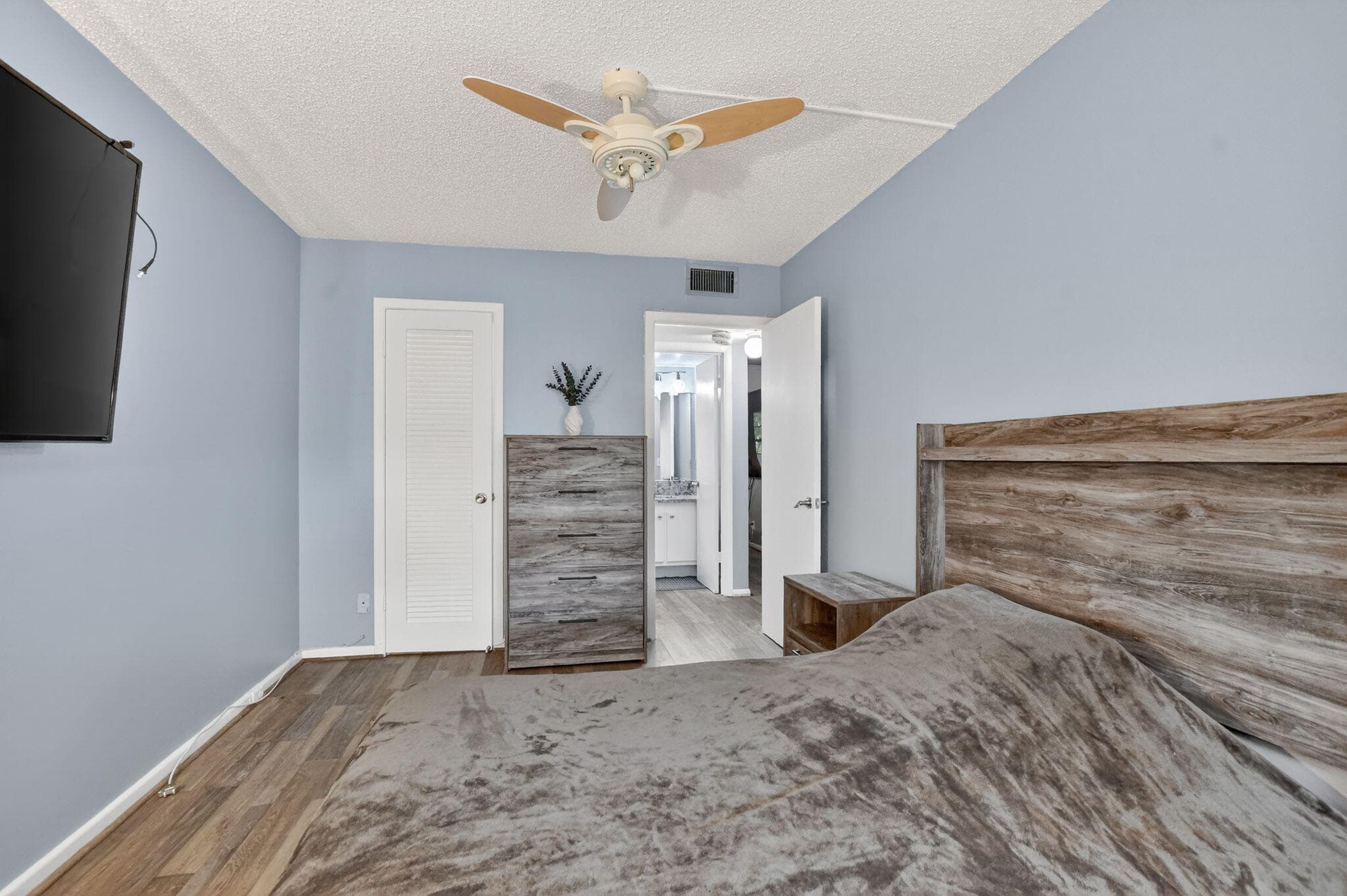 262 Ventnor R, Deerfield Beach, FL 33442 17