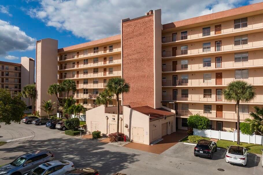 14527 Bonaire Boulevard 408, Delray Beach, FL 33446 3