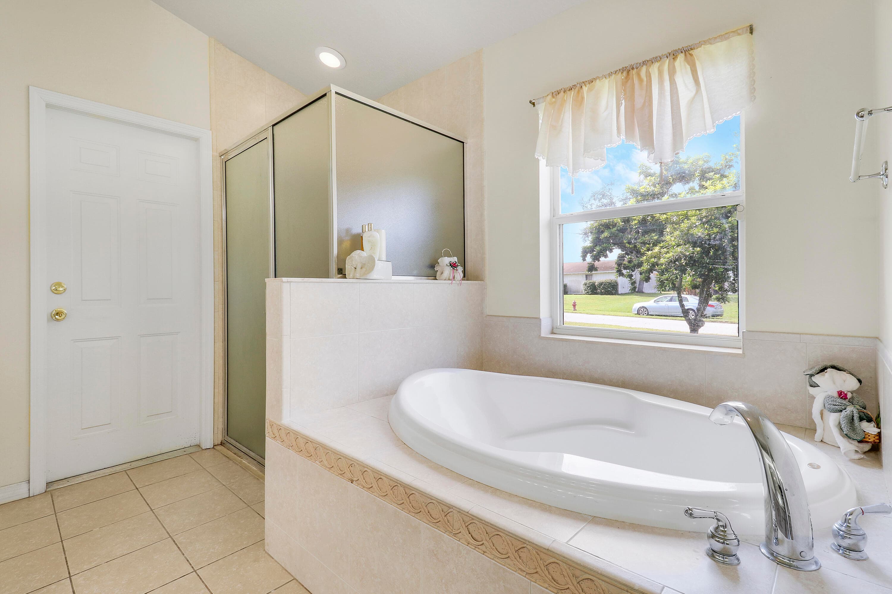 2085 SW Aladdin Street, Port St. Lucie, FL 34953 23