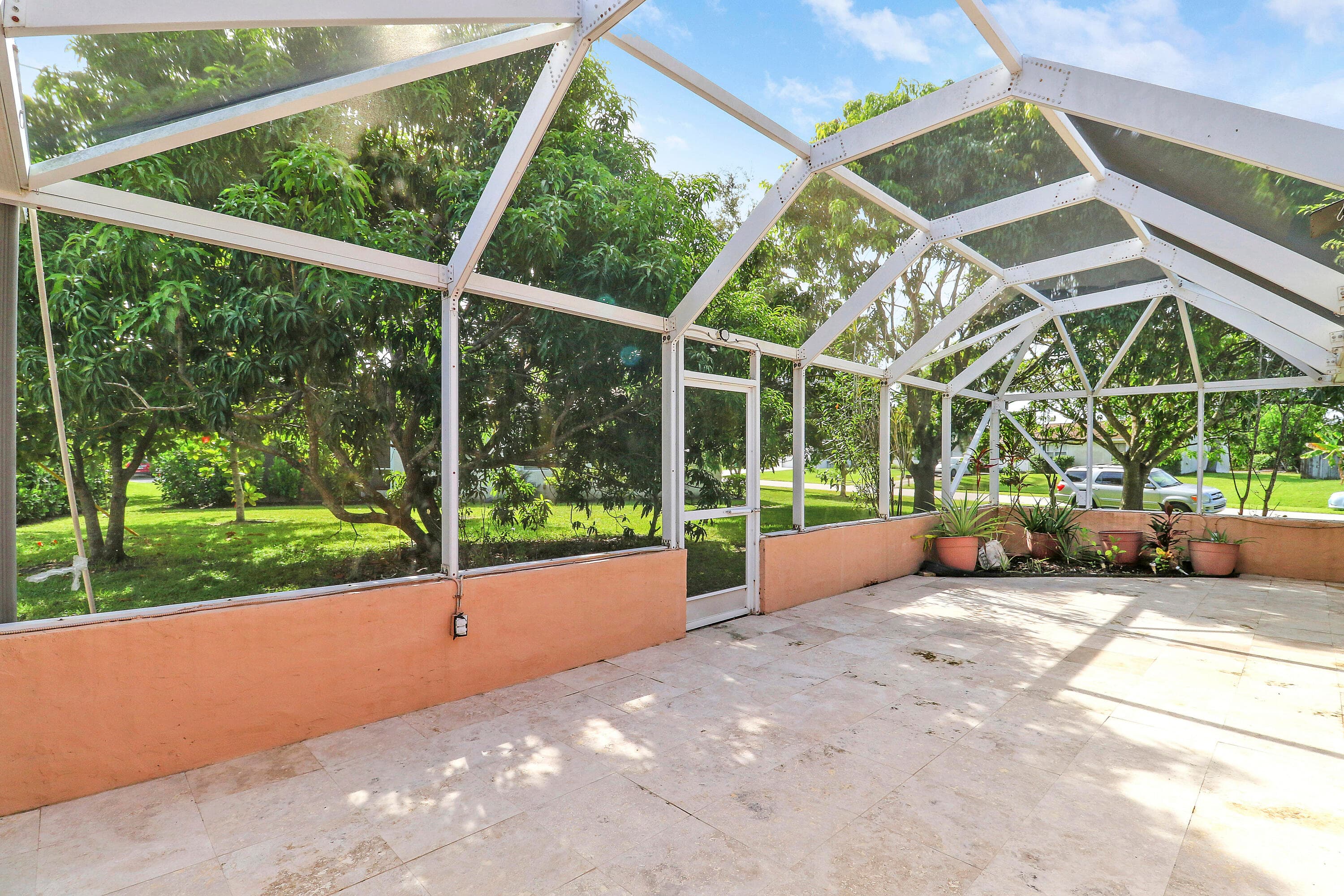 2085 SW Aladdin Street, Port St. Lucie, FL 34953 32
