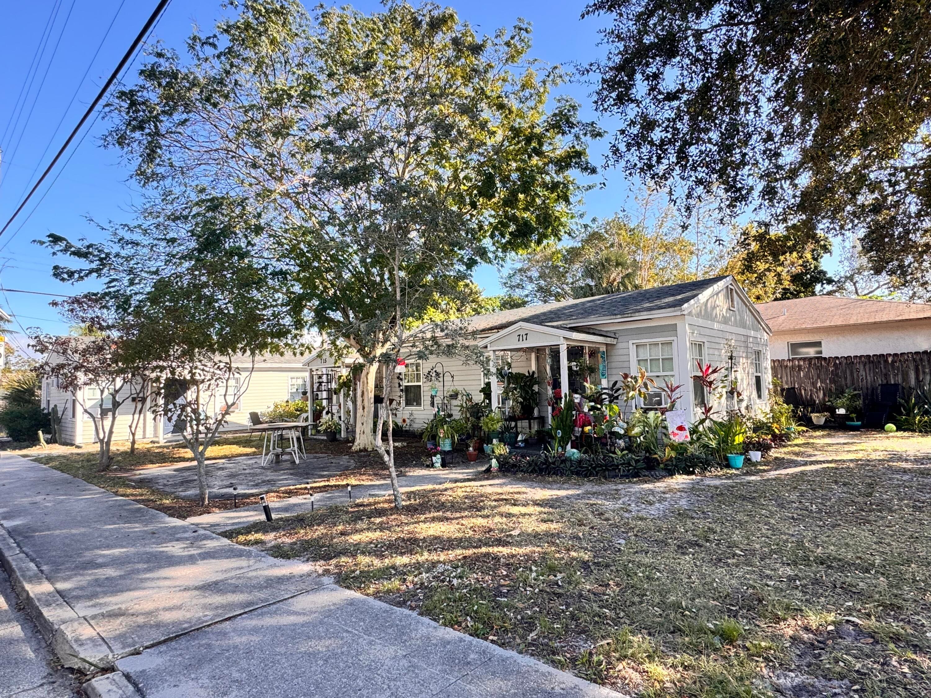717 8th Avenue N, Lake Worth Beach, FL 33460