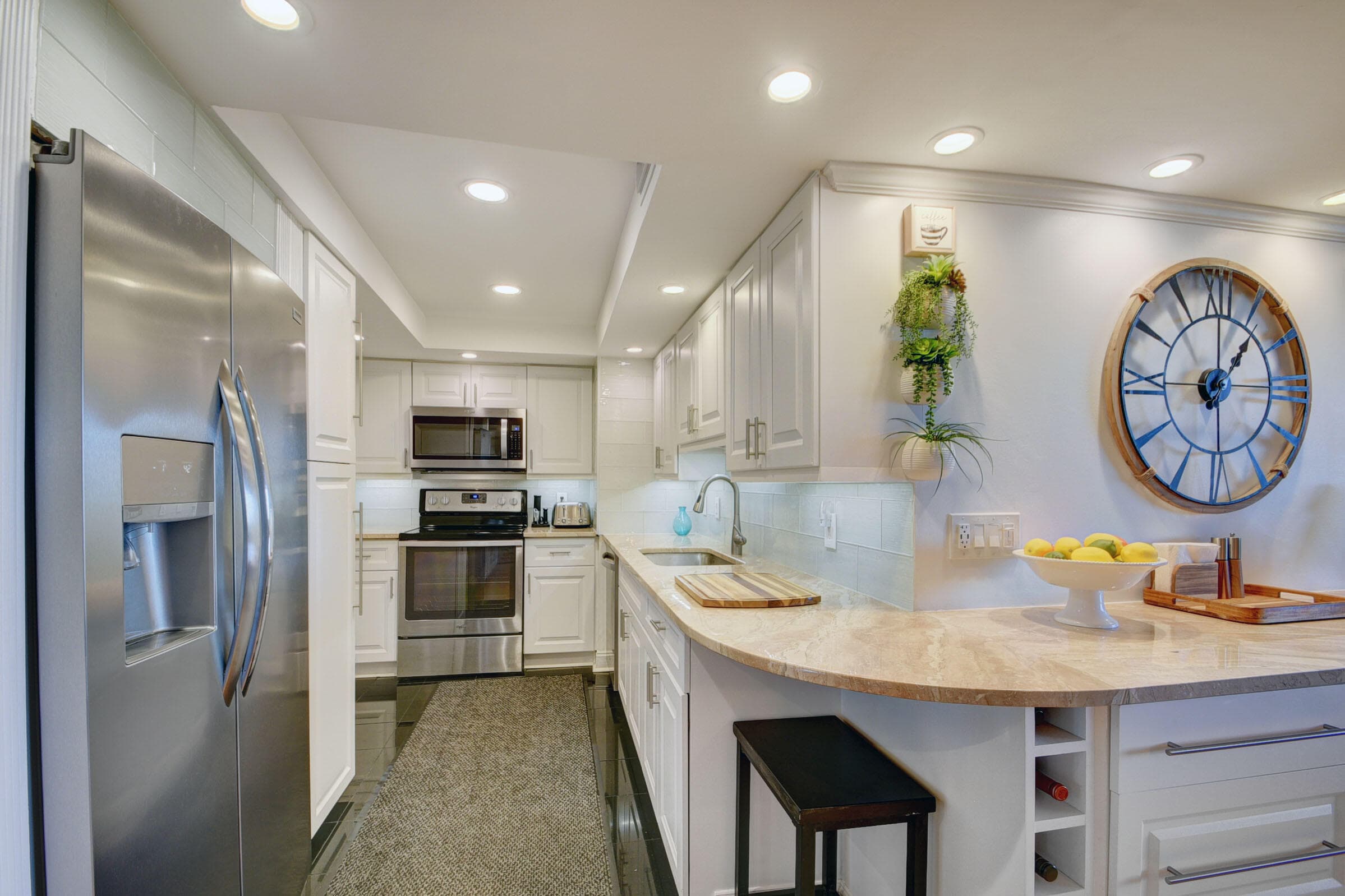 5600 N Flagler Drive 307, West Palm Beach, FL 33407 2