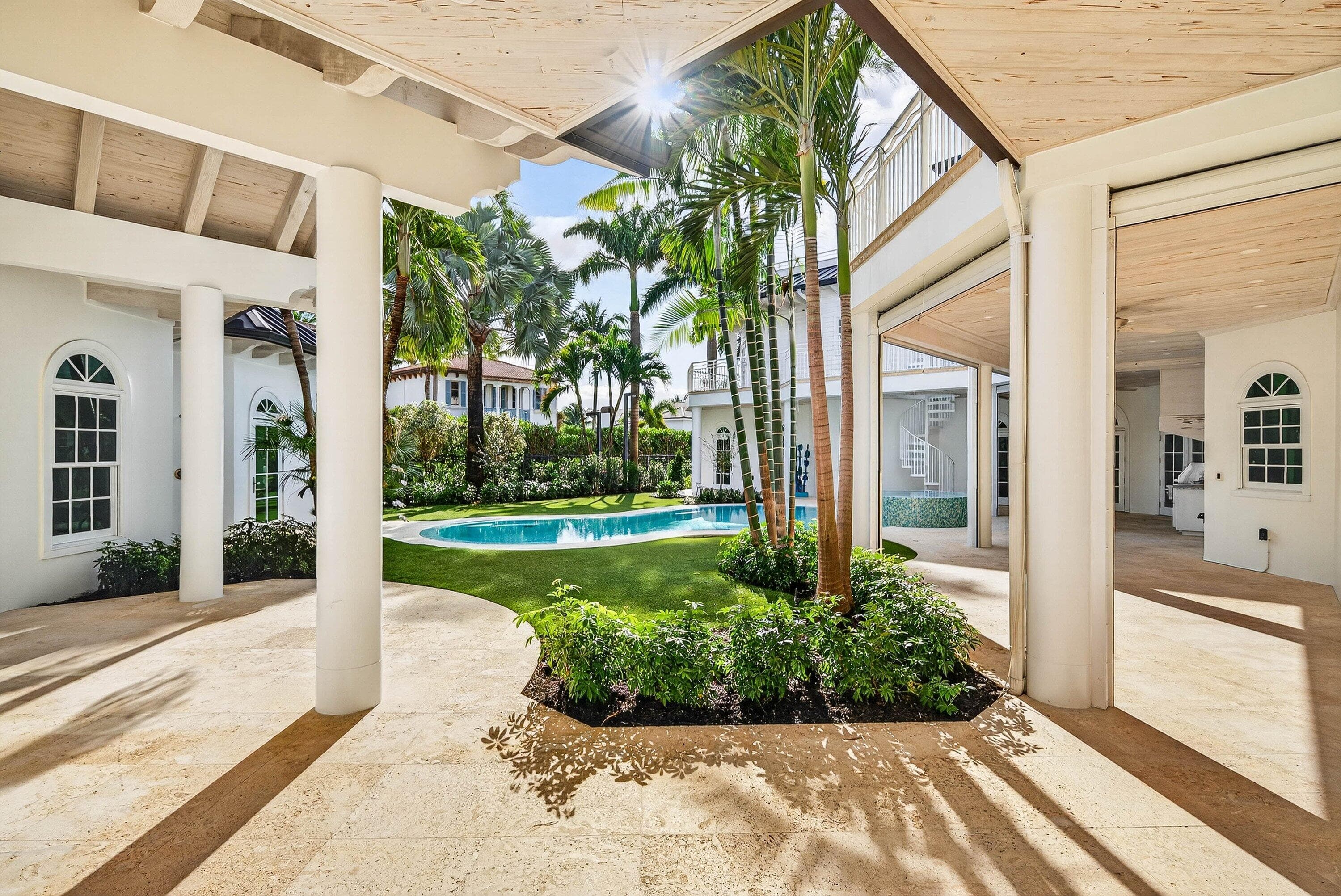 720 N Ocean Boulevard, Delray Beach, FL 33483 33