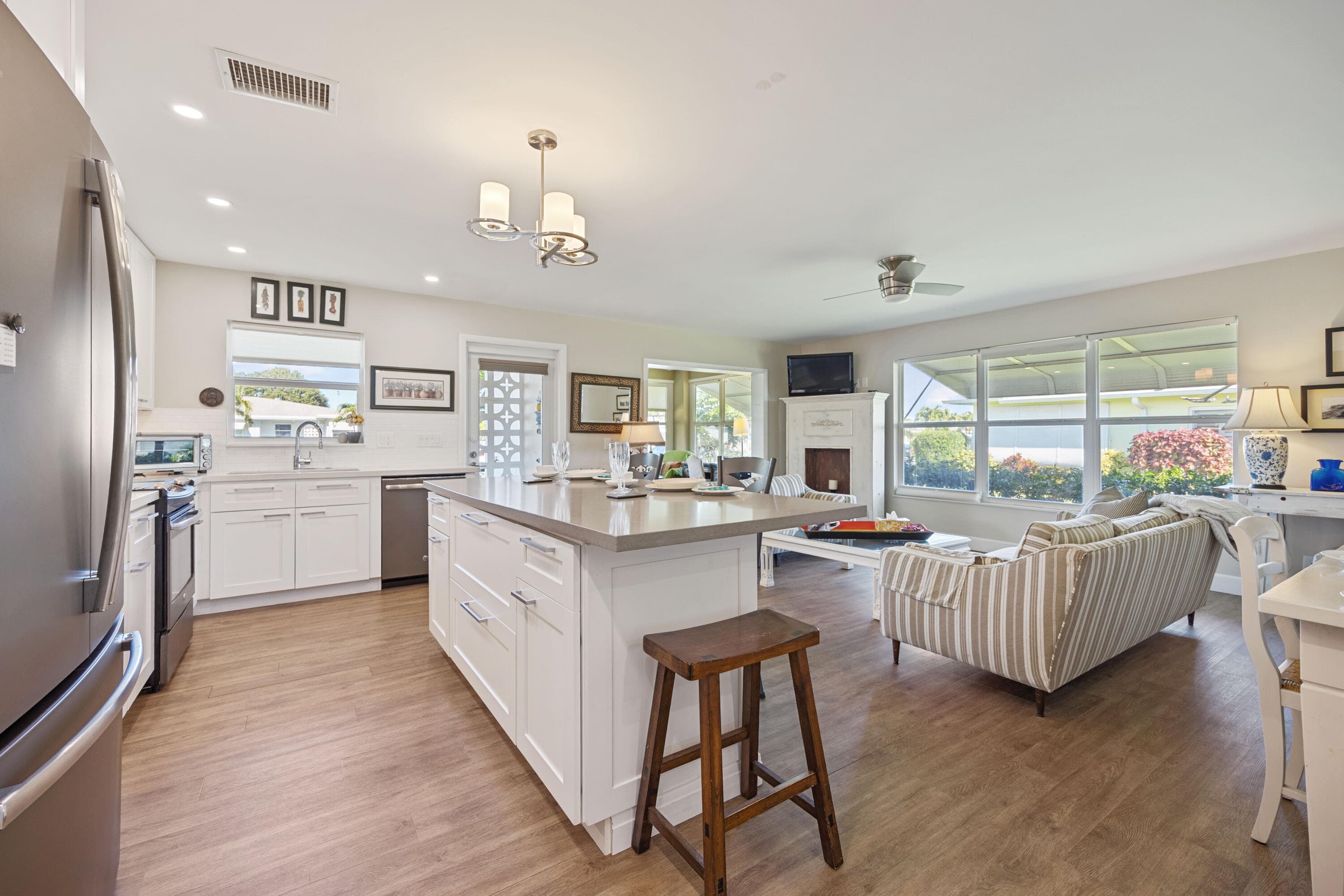 200 South Boulevard A, Boynton Beach, FL 33435 3