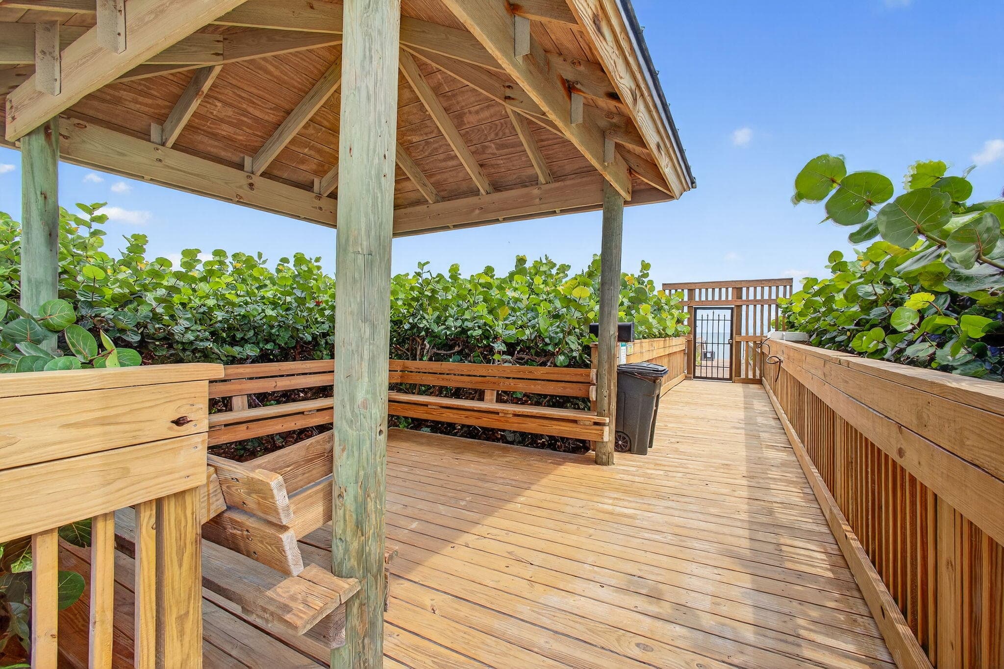 9650 S Ocean Drive 302, Jensen Beach, FL 34957 33