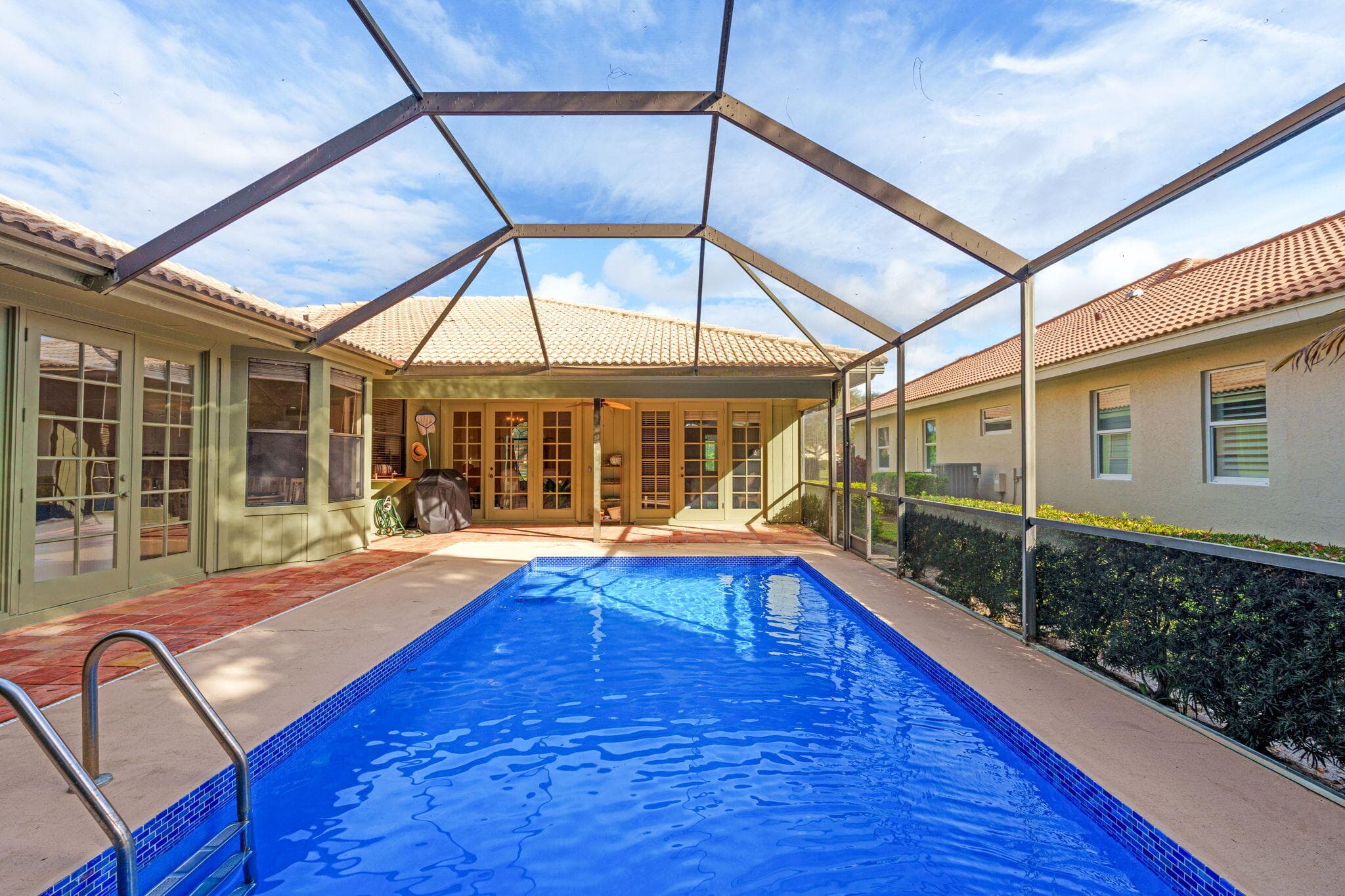 9055 Cypress Hollow Drive, Palm Beach Gardens, FL 33418 33