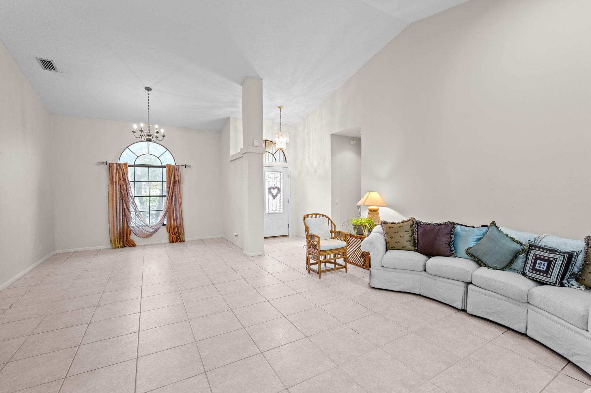 9055 Cypress Hollow Drive, Palm Beach Gardens, FL 33418 8