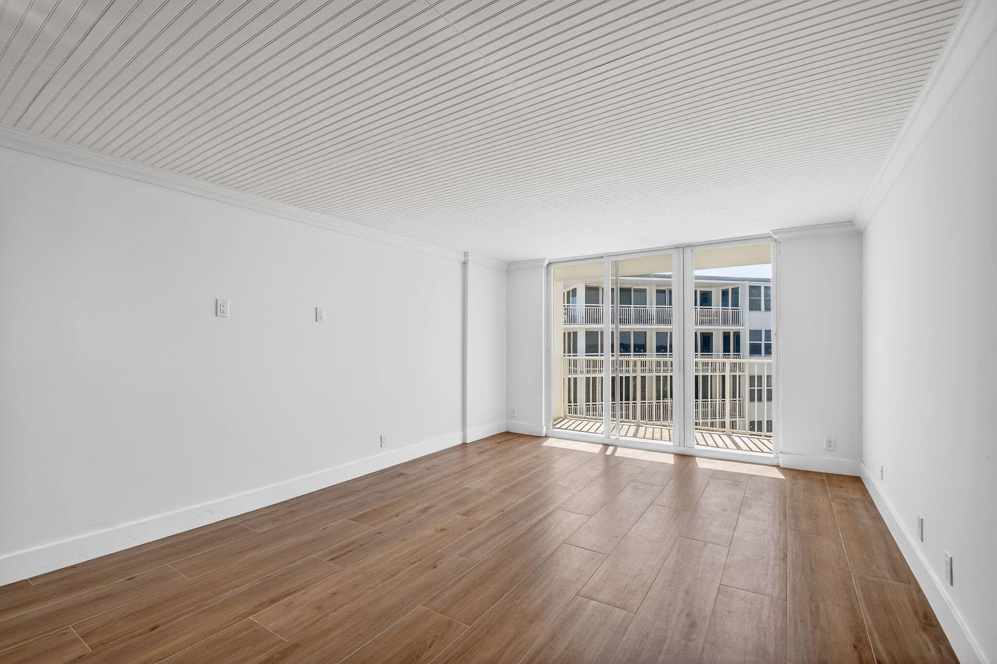 3540 S. Ocean Boulevard 810, South Palm Beach, FL 33480 13