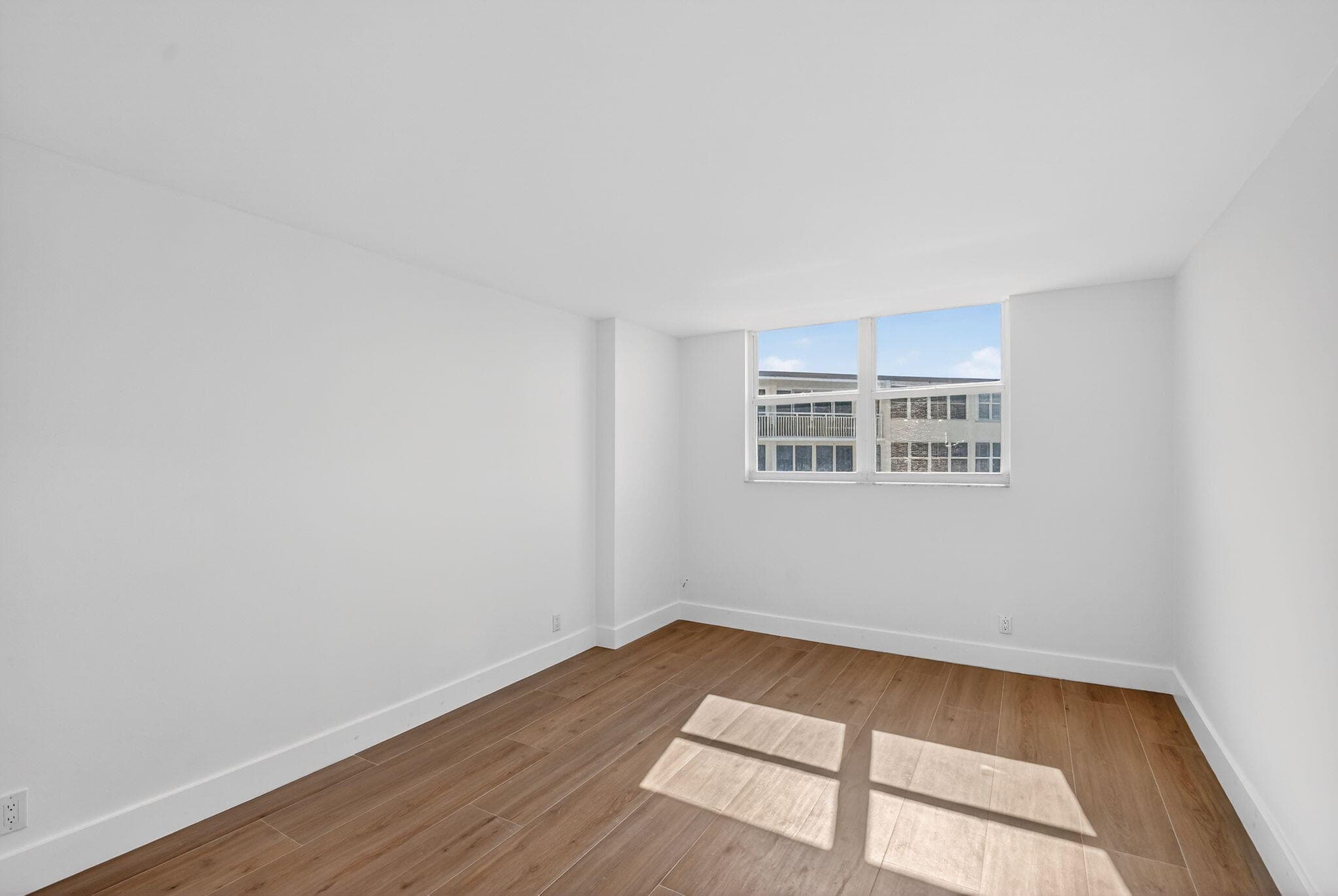 3540 S. Ocean Boulevard 810, South Palm Beach, FL 33480 27