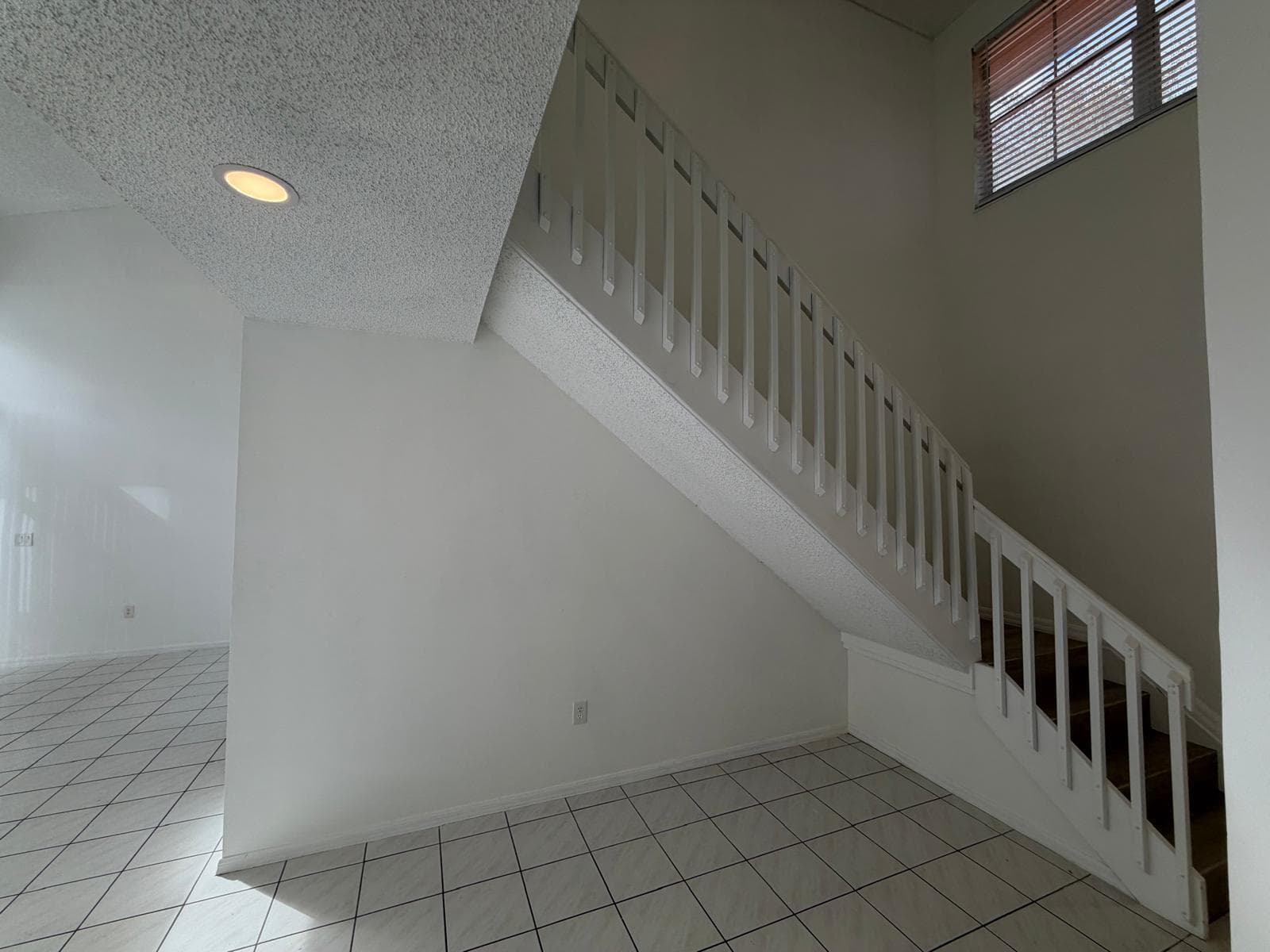 3780 Amalfi Drive 3780, Hollywood, FL 33021 32