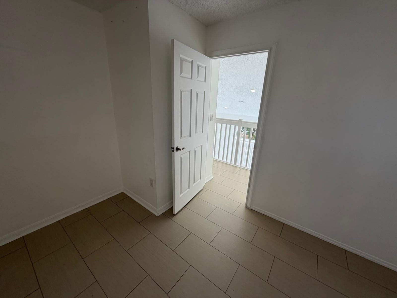 3780 Amalfi Drive 3780, Hollywood, FL 33021 38