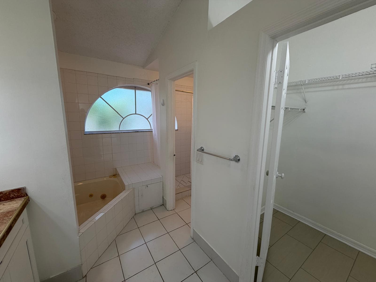 3780 Amalfi Drive 3780, Hollywood, FL 33021 47