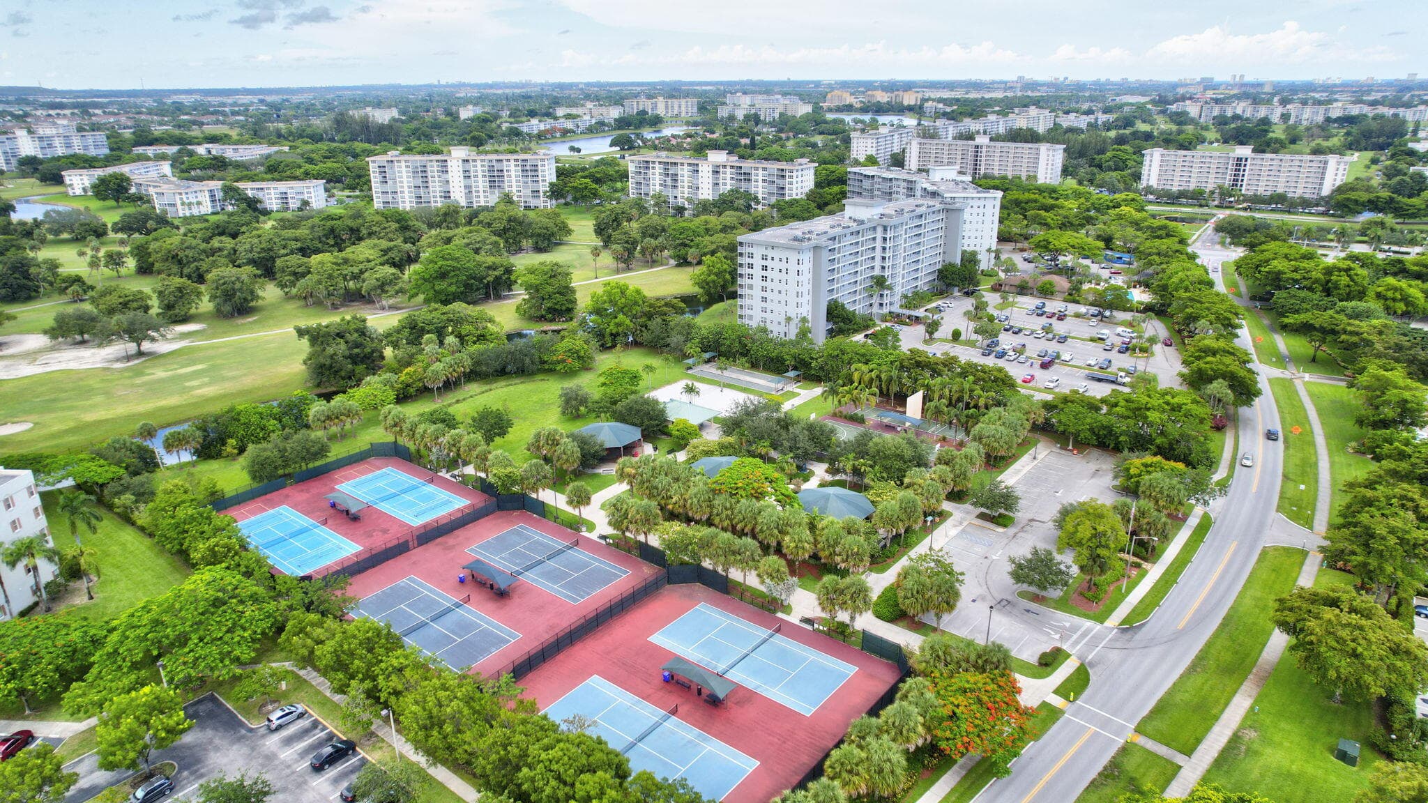 3960 Oaks Clubhouse Drive, Pompano Beach, FL 33069 57