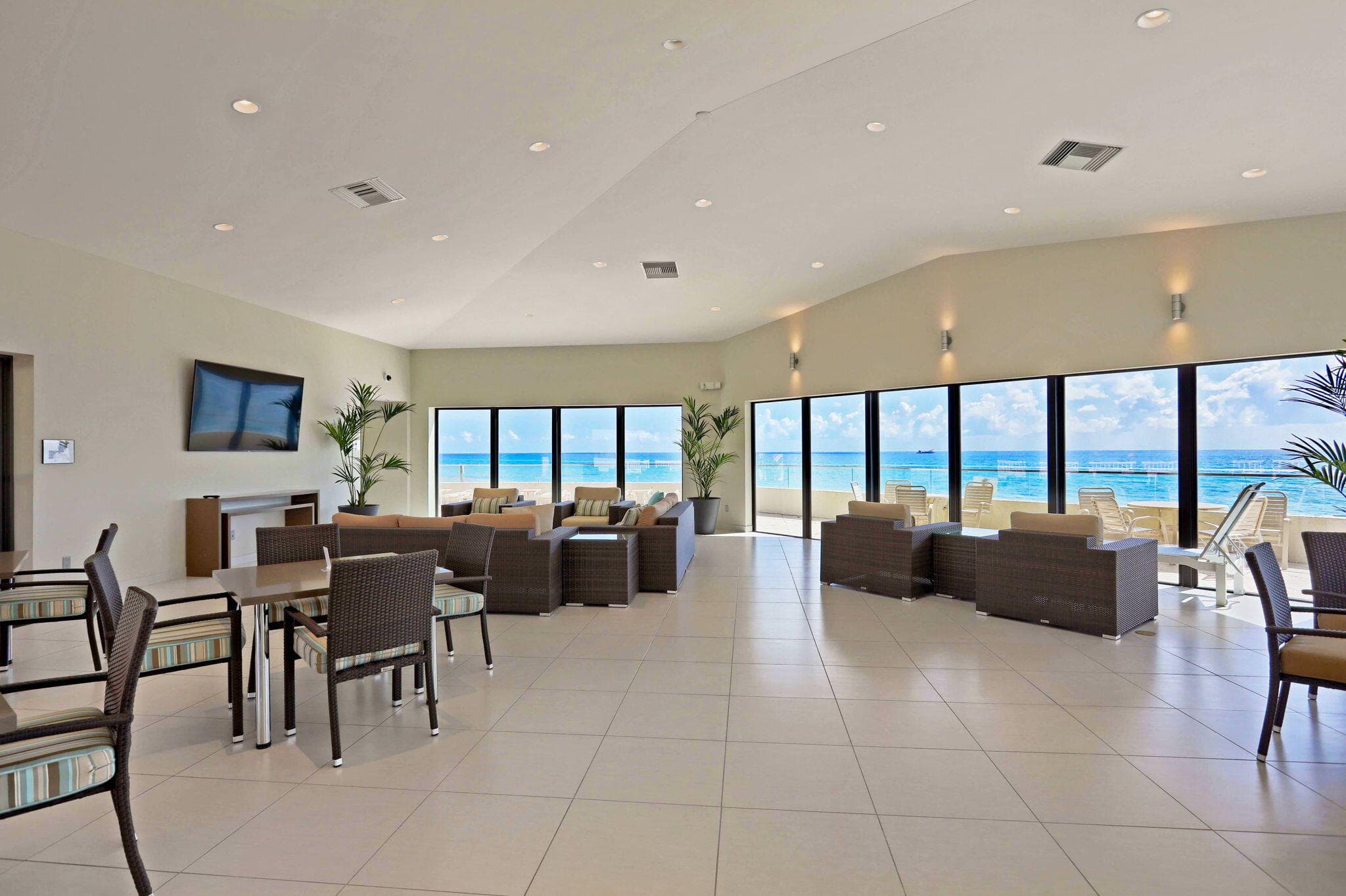 5510 N Ocean Drive 2d, Singer Island, FL 33404 40