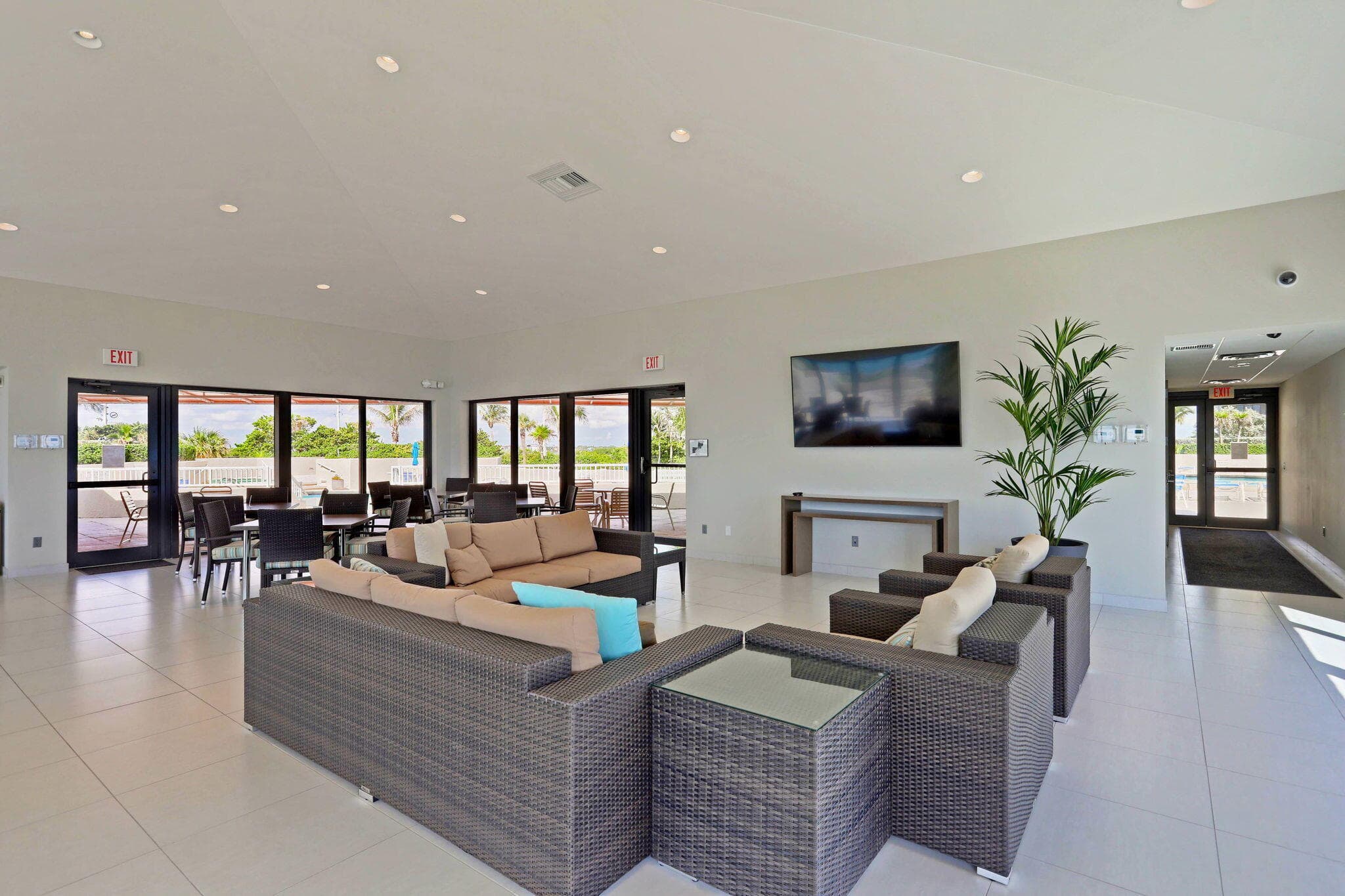5510 N Ocean Drive 2d, Singer Island, FL 33404 41