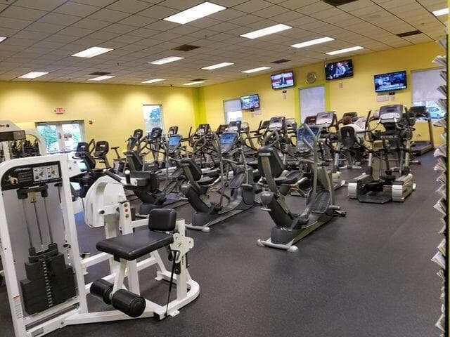 19 Golfs Edge F, West Palm Beach, FL 33417 21