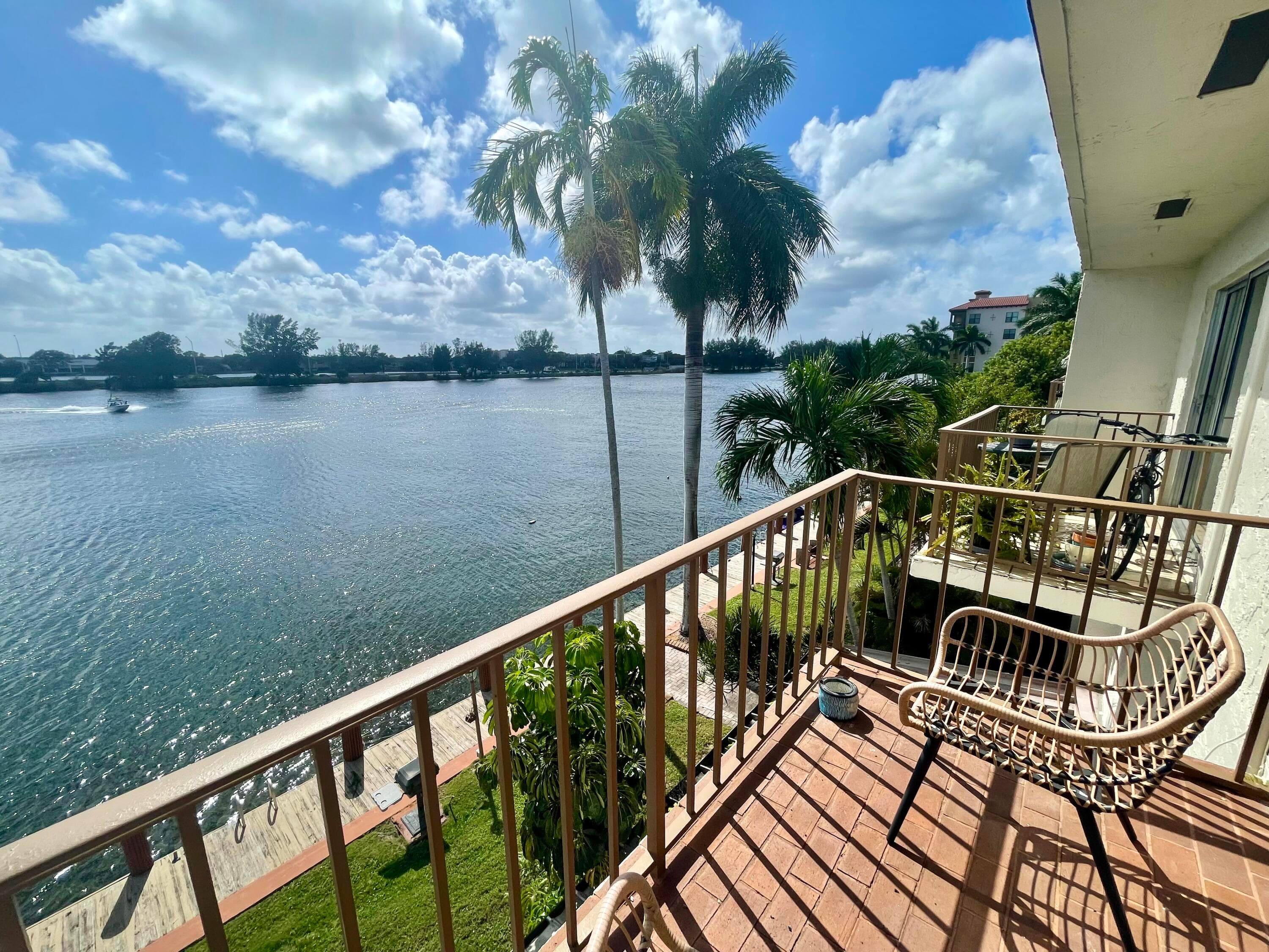 1100 Crystal Lake Drive 207, Deerfield Beach, FL 33064 17