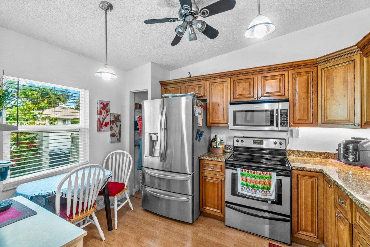 18855 Candlewick Drive, Boca Raton, FL 33496 6