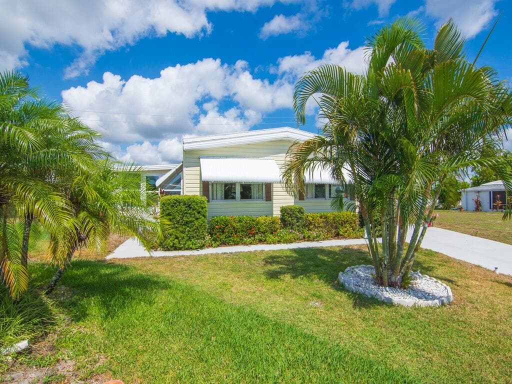 196 NE Emerald Drive, Jensen Beach, FL 34957 7