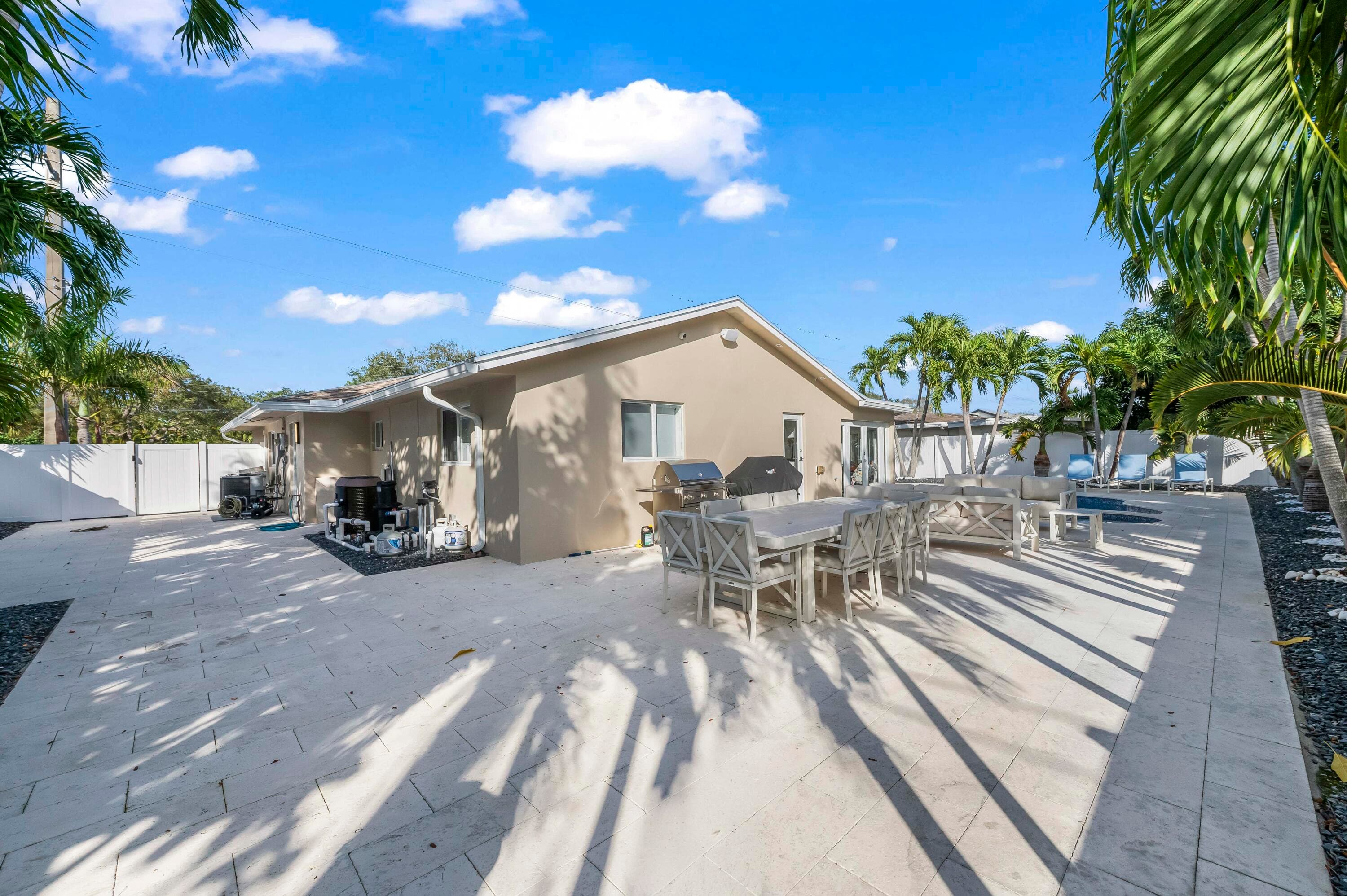 838 W Palmetto Park Road, Boca Raton, FL 33486 32