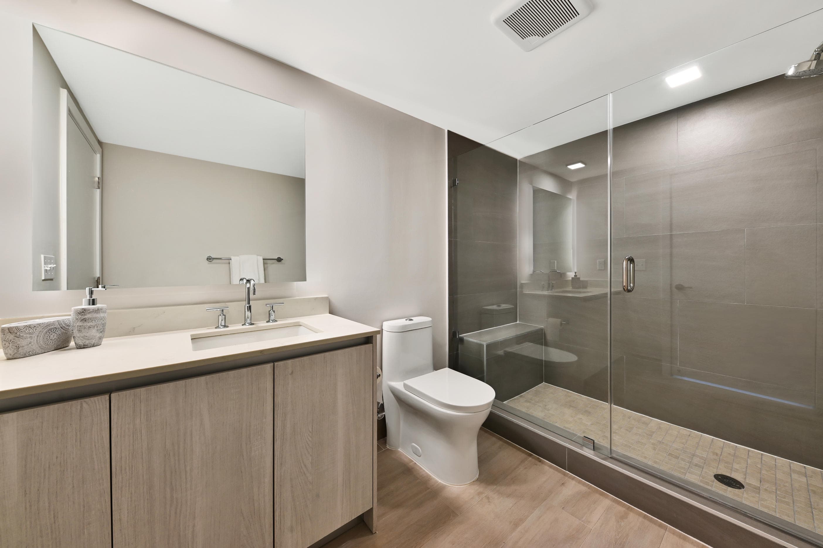 111 SE 1st Avenue 314, Delray Beach, FL 33444 9